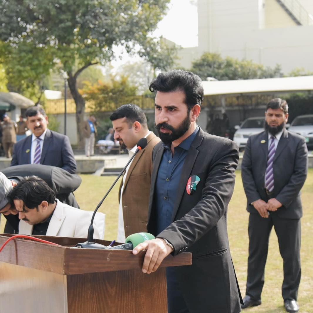 Raja Umer Shakir