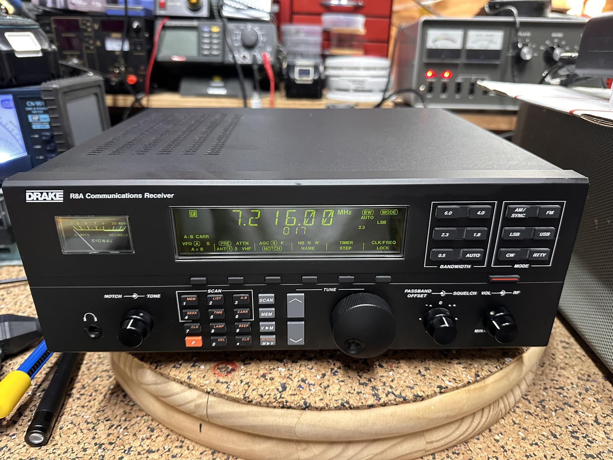 Look at these cute little guys. Drake R8 communications receiver