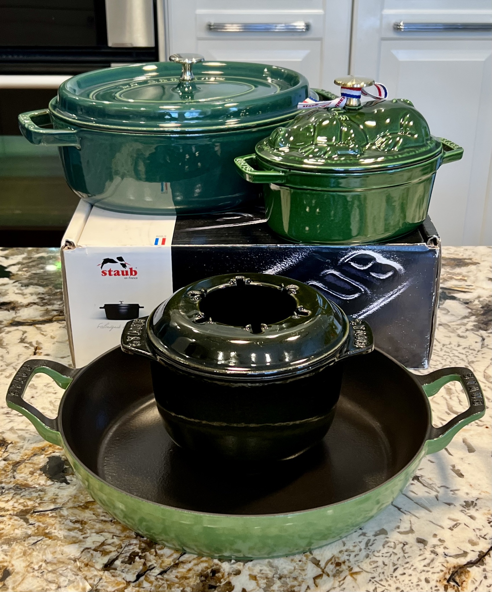 Emerald green Staub 29cm 4qt shallow wide oval cookware purchase