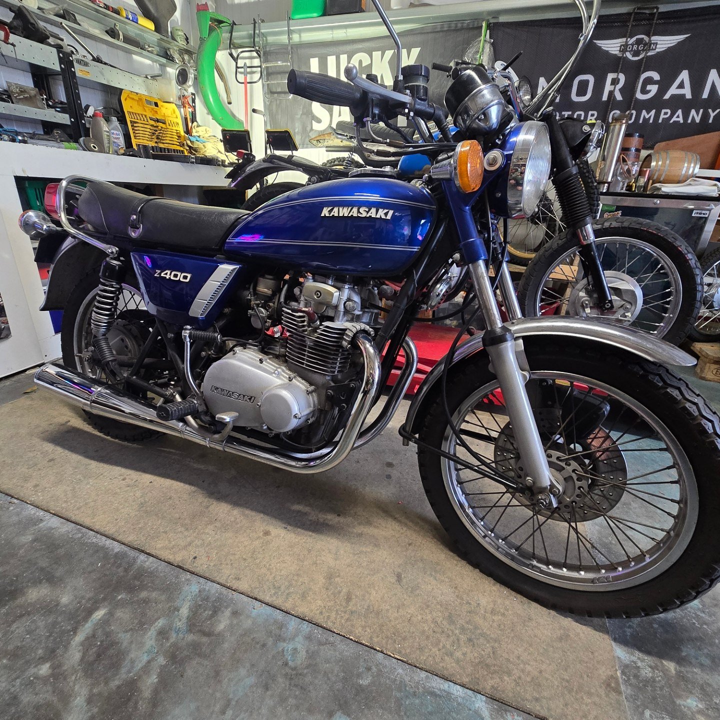 A few pictures of my Kawasaki ZX-4 🏍️💨👍👍