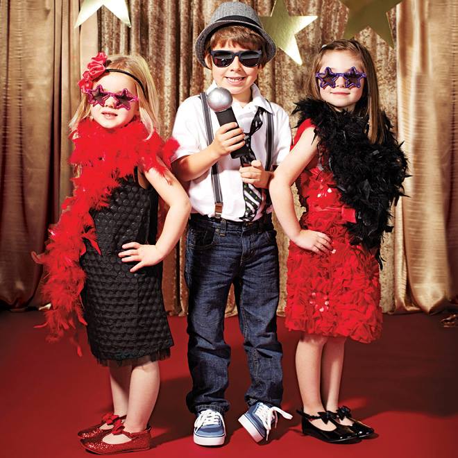 red phone booth dress code ARQRHTLY 6 Ft British Cardboard Cutout English Telephone Booth Stand up Cutout Life Size Classic Red Telephone Box Prop for British Theme Birthday Party Graduation Office Event Decor Size range XS Red Phone Booth Speakeasy Bar: