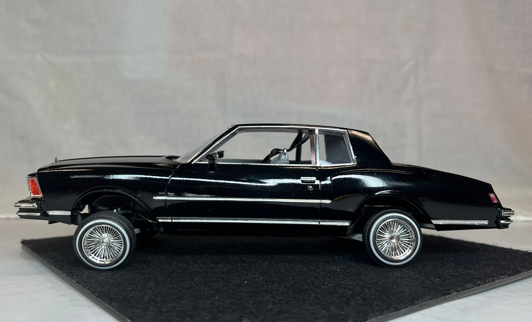 Trumpeter Monte Carlo model car completed