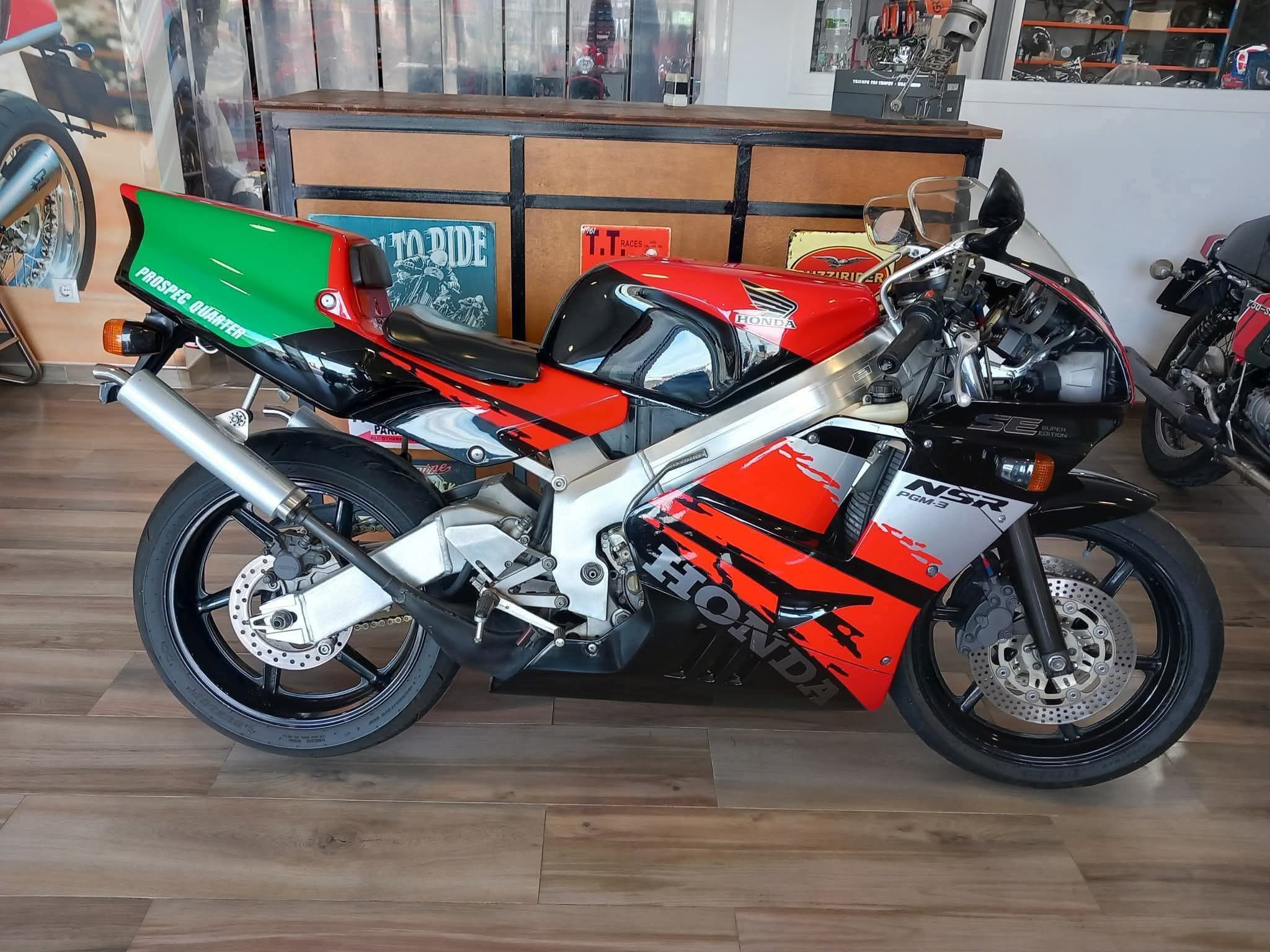 Honda Nsr250 pgm3 Mc21 front cowling | New | HK$23,000.00 | Hong Kong