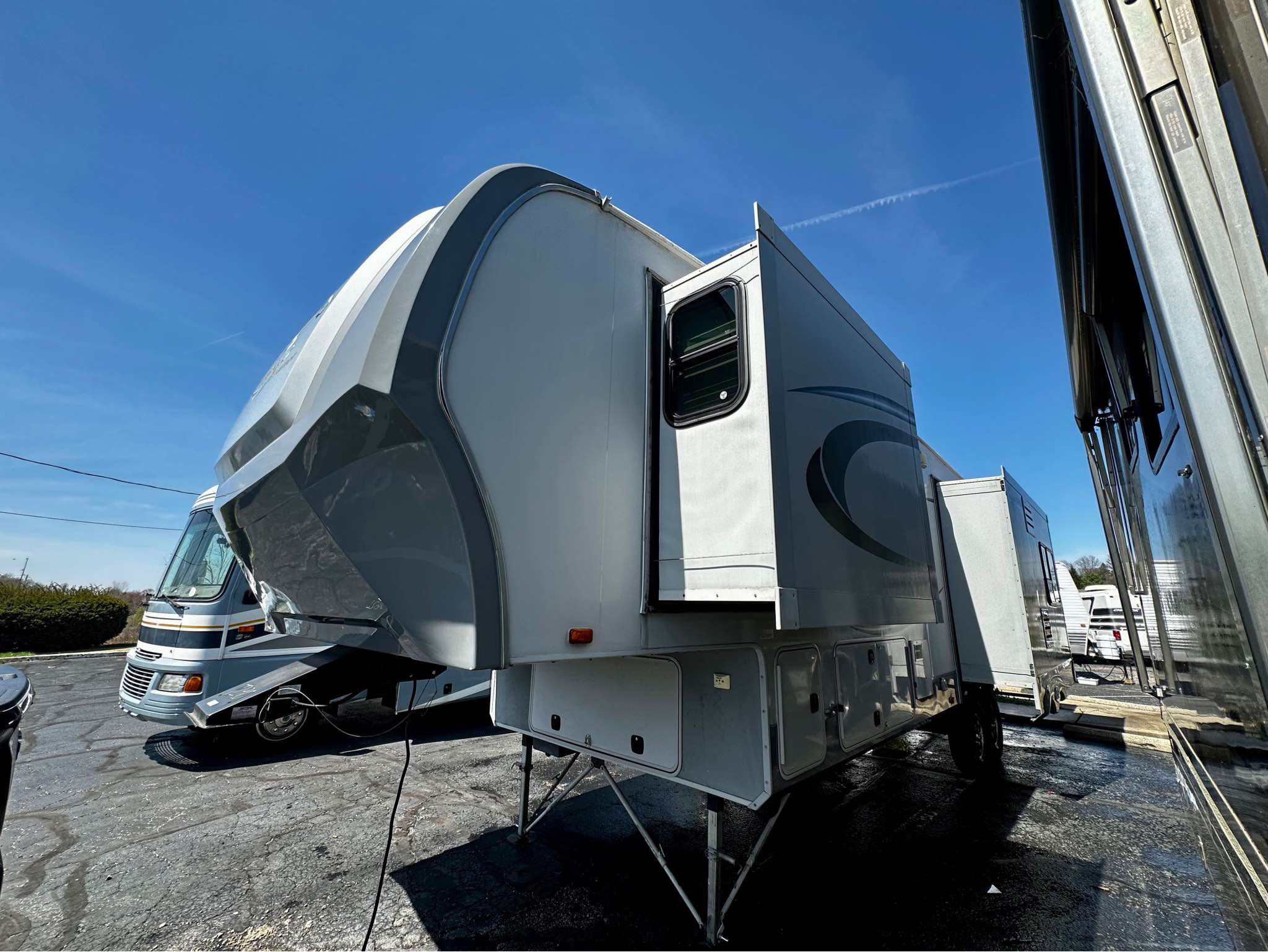 2012 Open range 33Ft fifth wheel With 3 slides - RVs & Campers ...