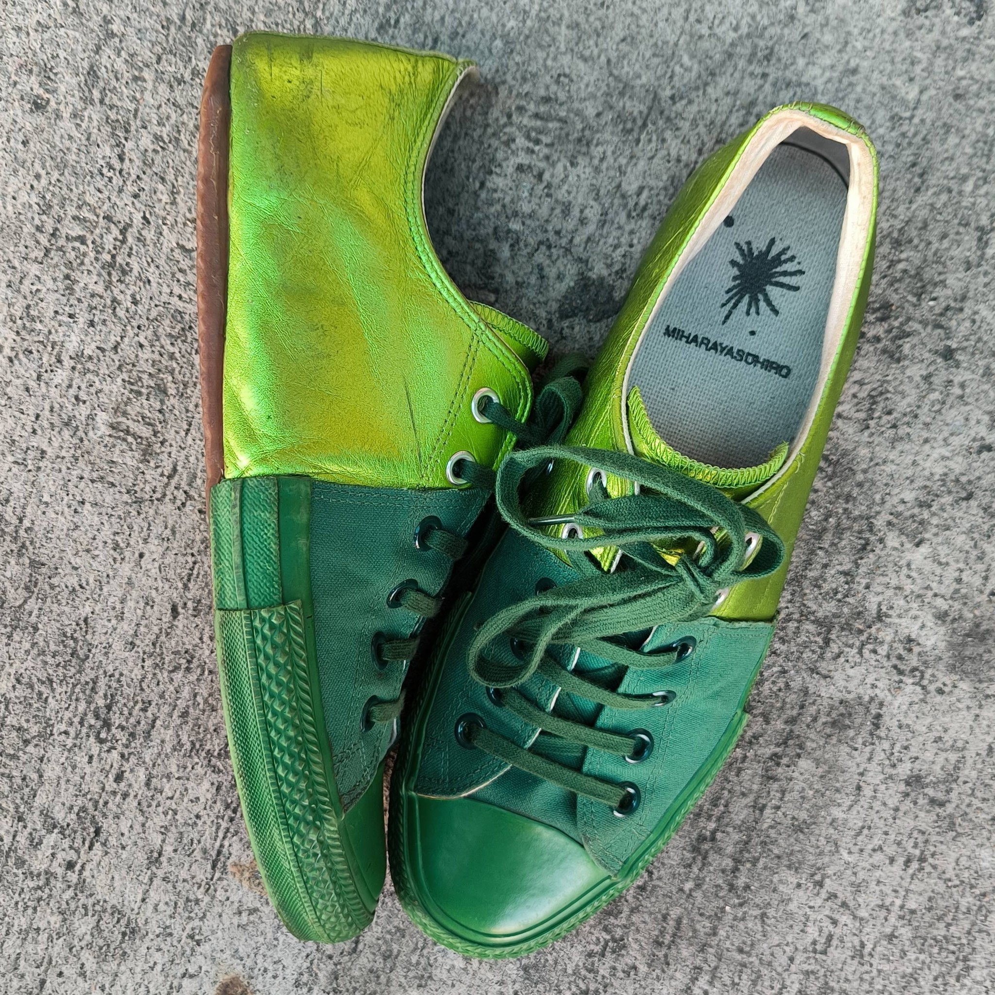 Mihara Yasuhiro green metallic split sneakers