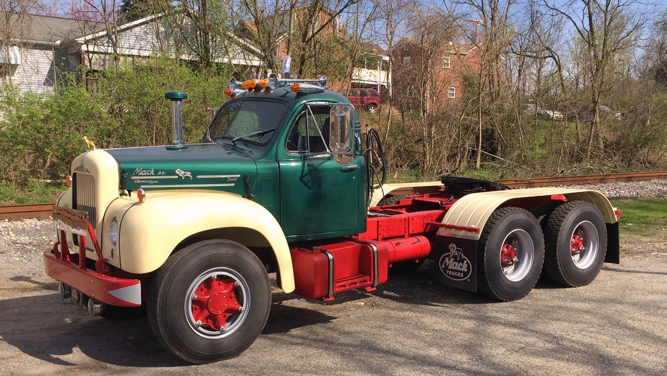 1959 Mack B-61 Tractor Photo Dick Copello