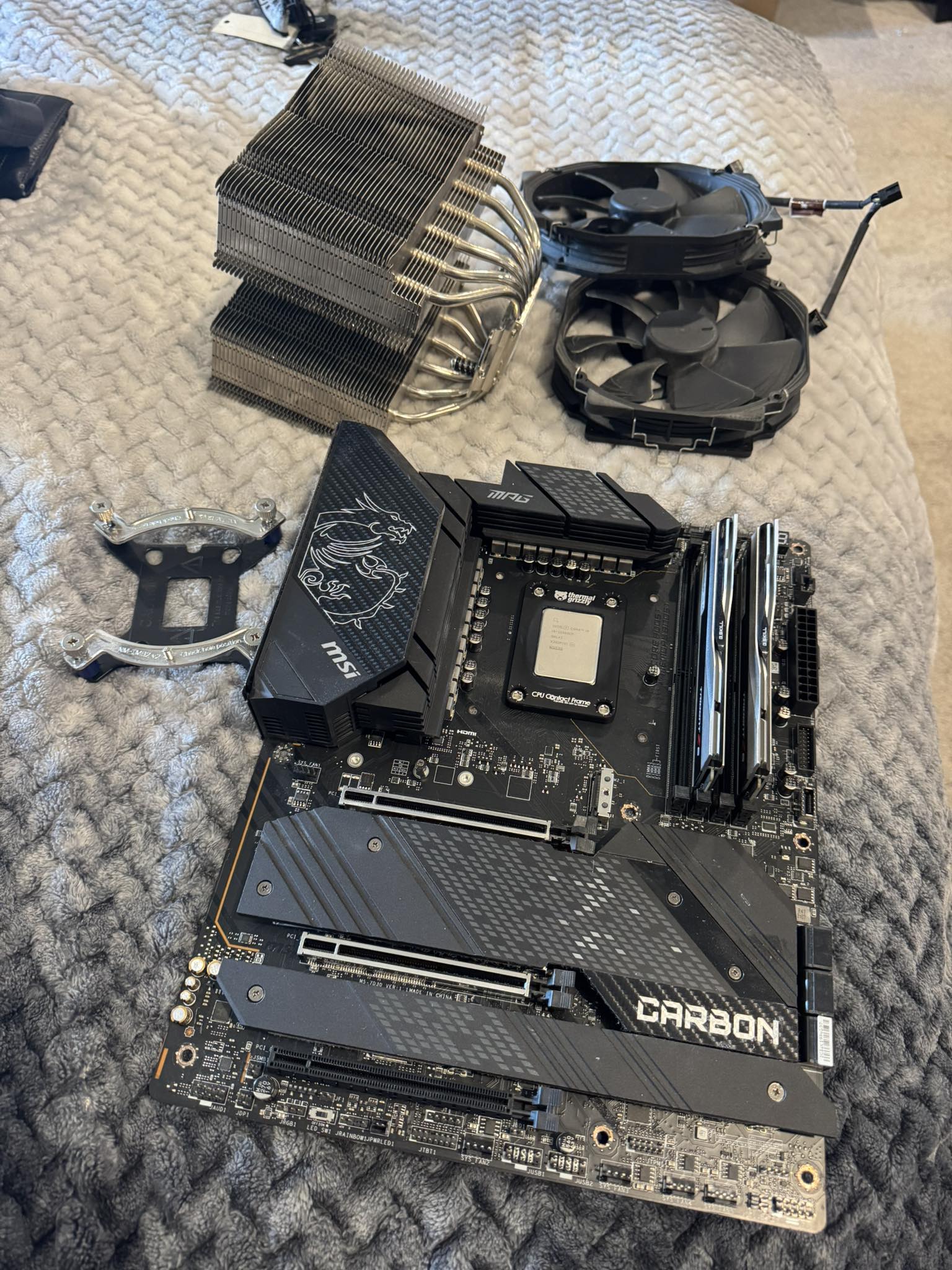 MSI MPG Carbon PC build with Core i9 12900KF and Noctua cooler