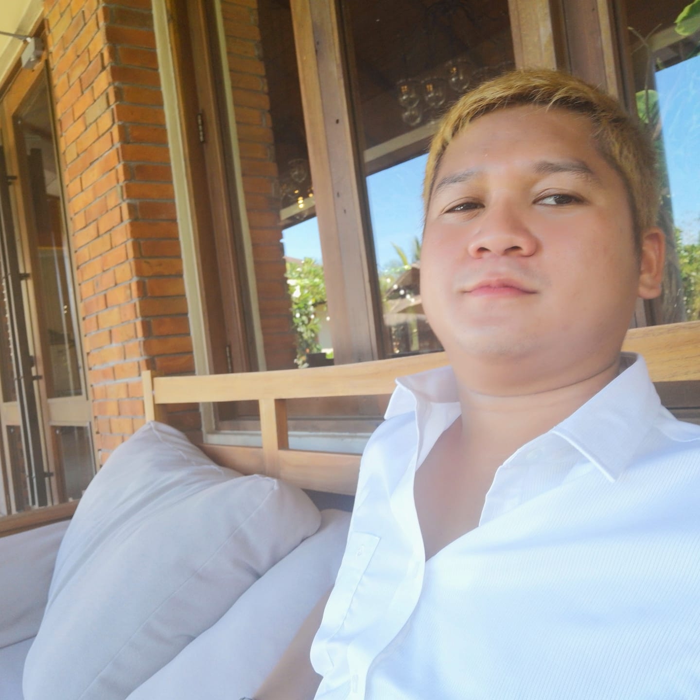 50 feet ang taas, 7km ang haba ng aking bagong swimming pool para sa ...