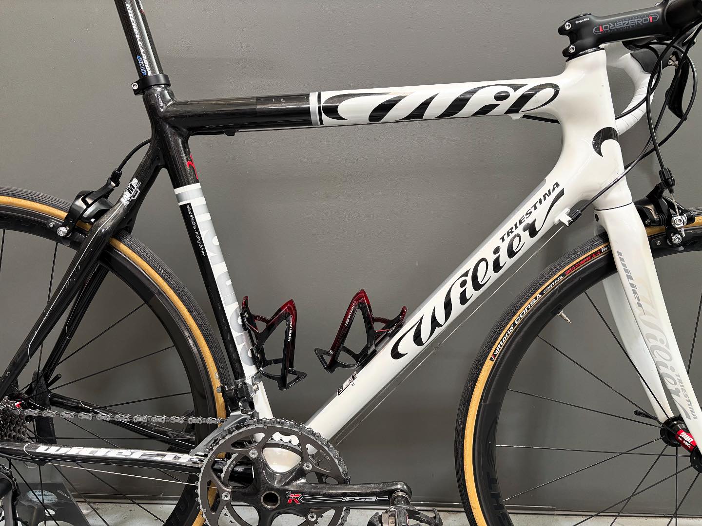 Very clean build, Wilier Mortirolo with 105 #wilier #cycloretro