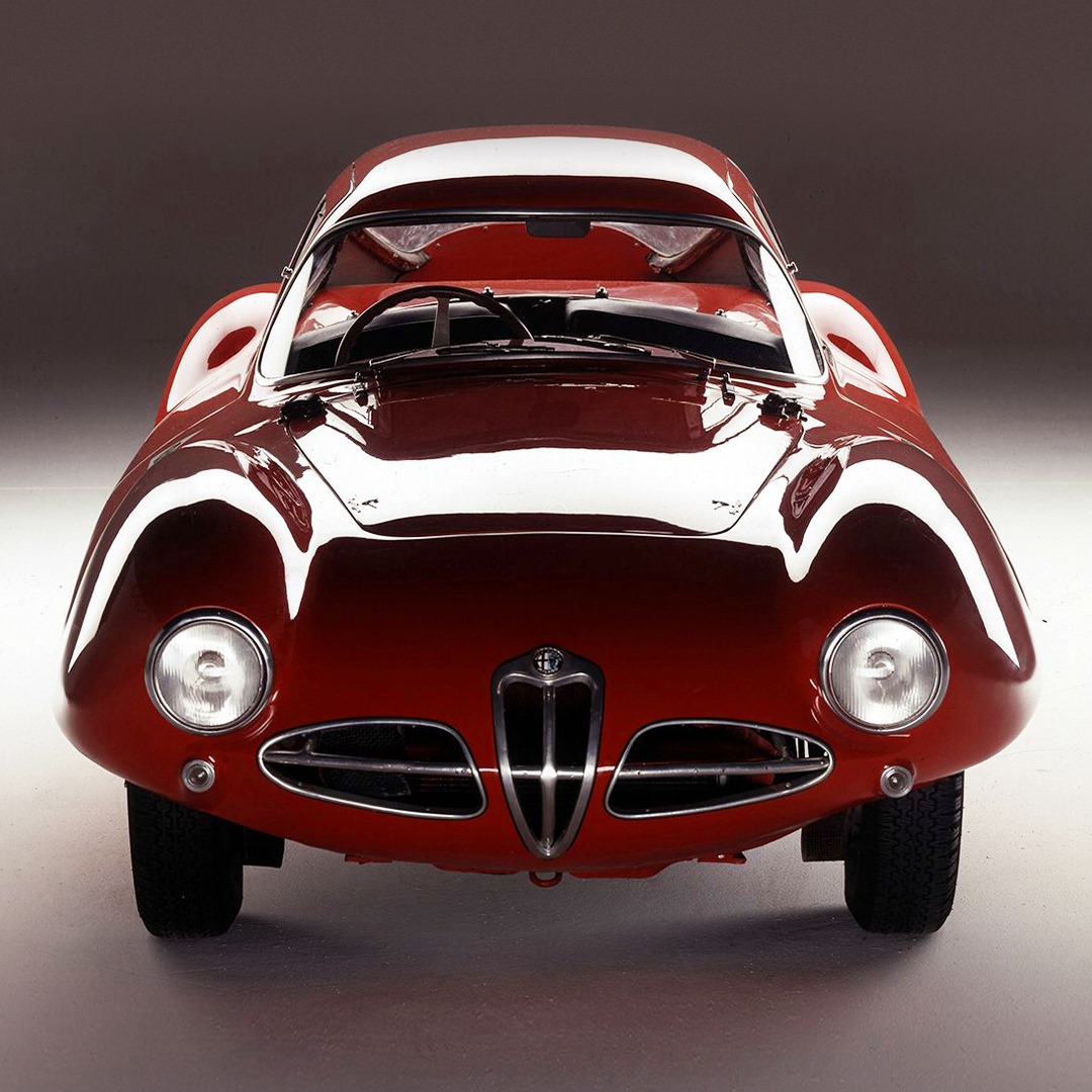 1952年に登場した『1900 C52ディスコ ヴォランテ（空飛ぶ円盤