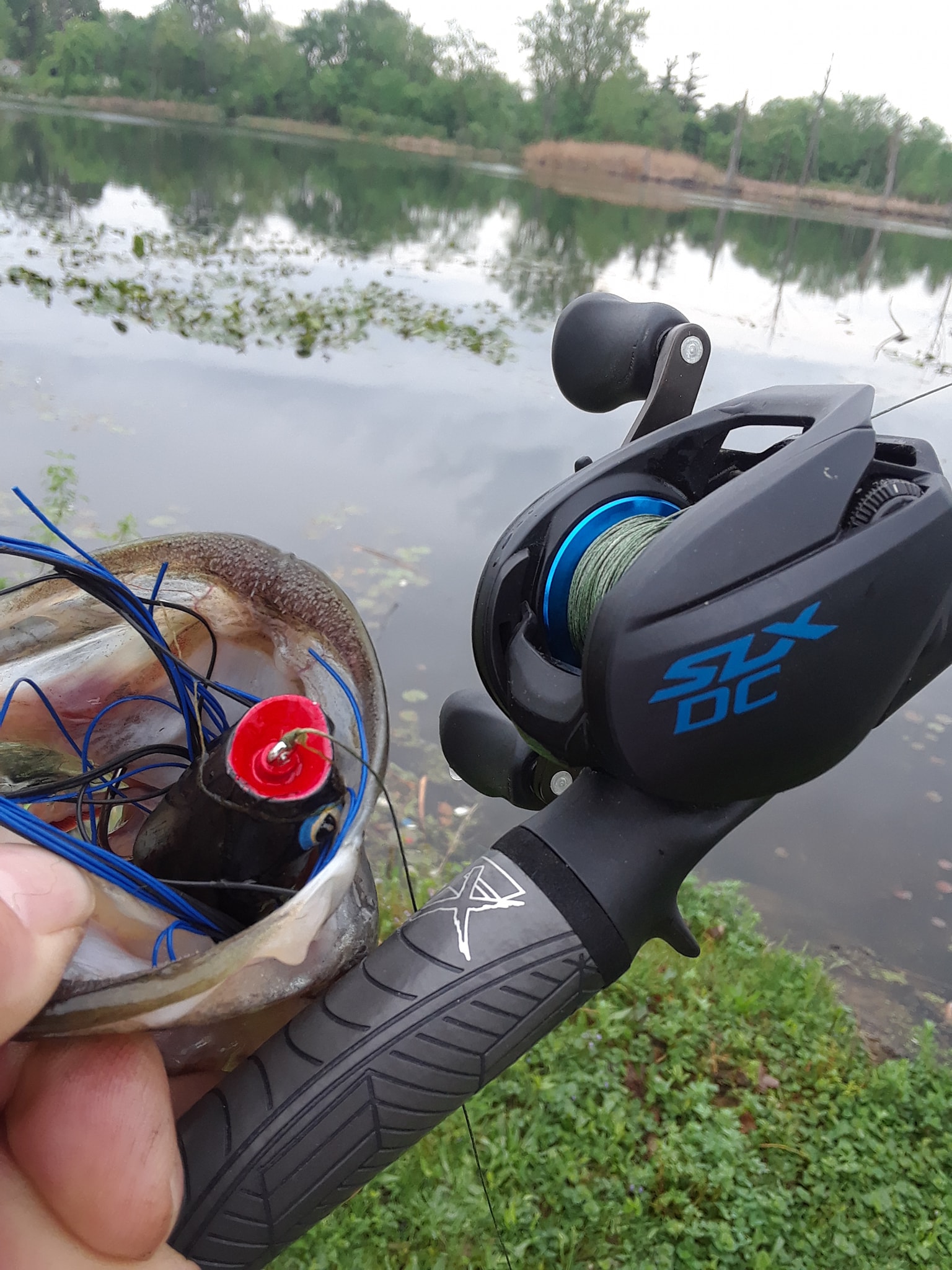 diy fishing pole wall rack Stillwater Storage Musky Fishing Tackle The only problem with Color:Orange Chrome Whisker Seeker Baitrunner Spinning