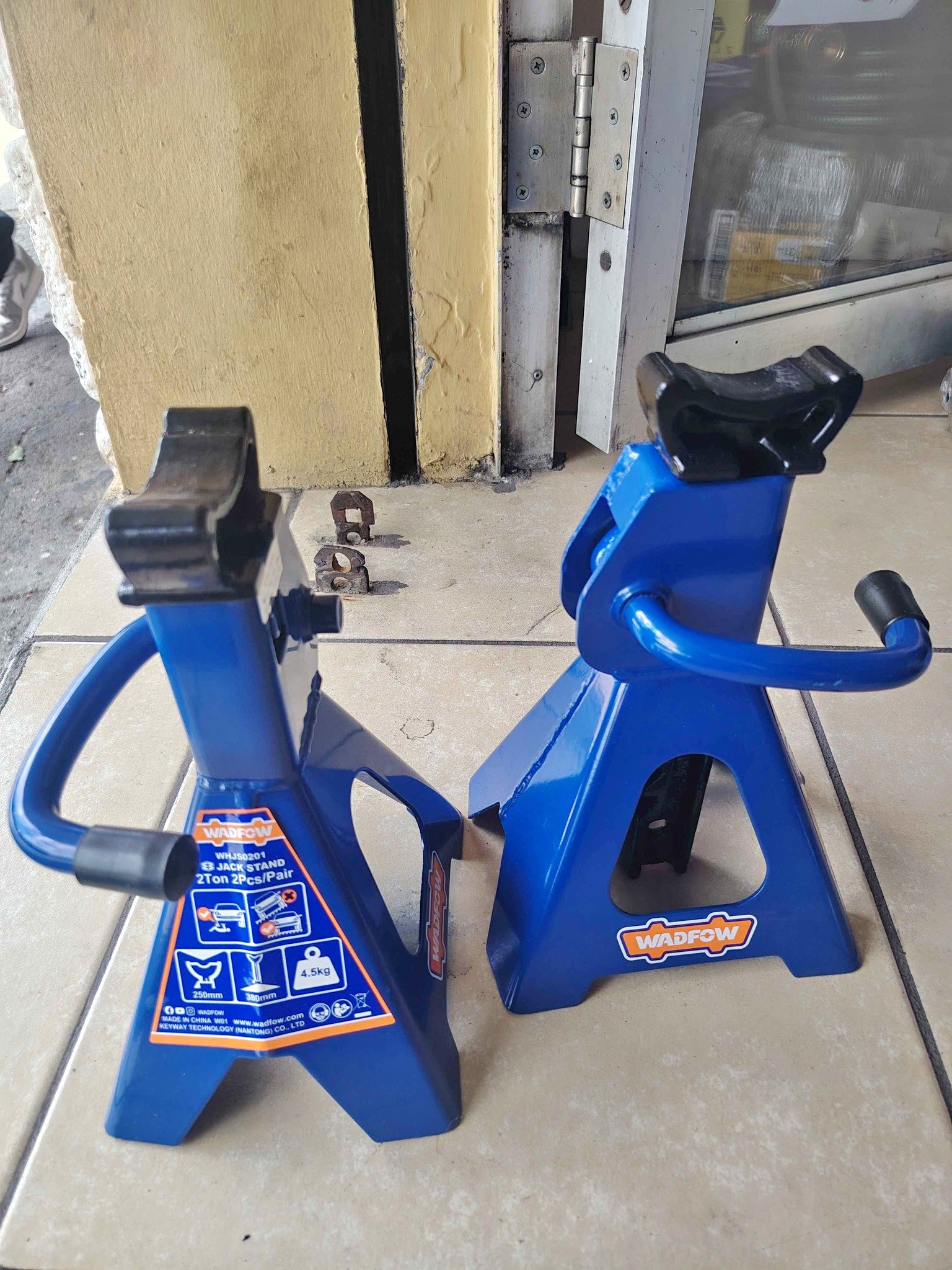 Torres d embanque - Watering Equipment - San Salvador | Facebook ...