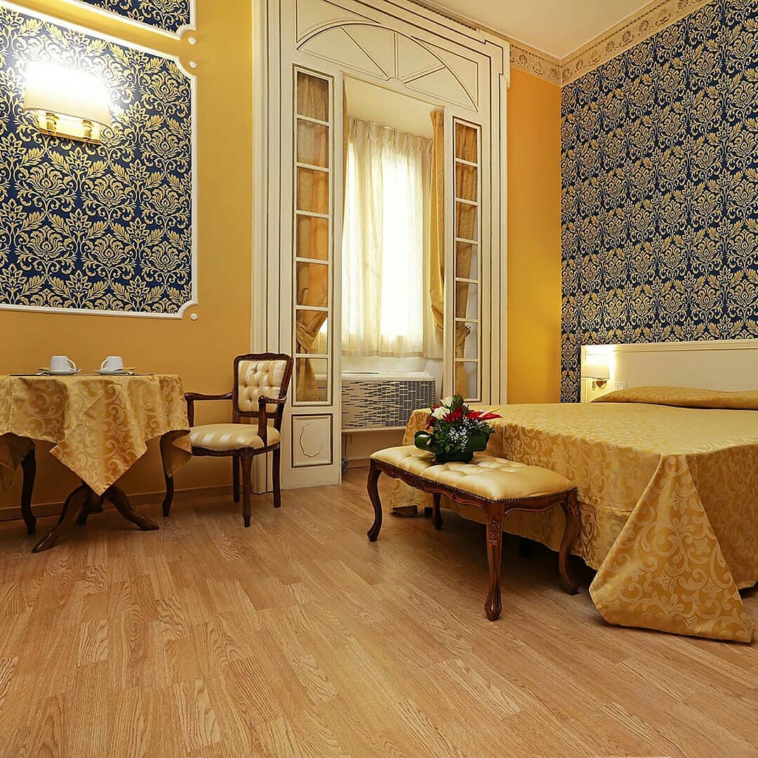 An example of interior design using EDEM wallpaper. You can choose the ...