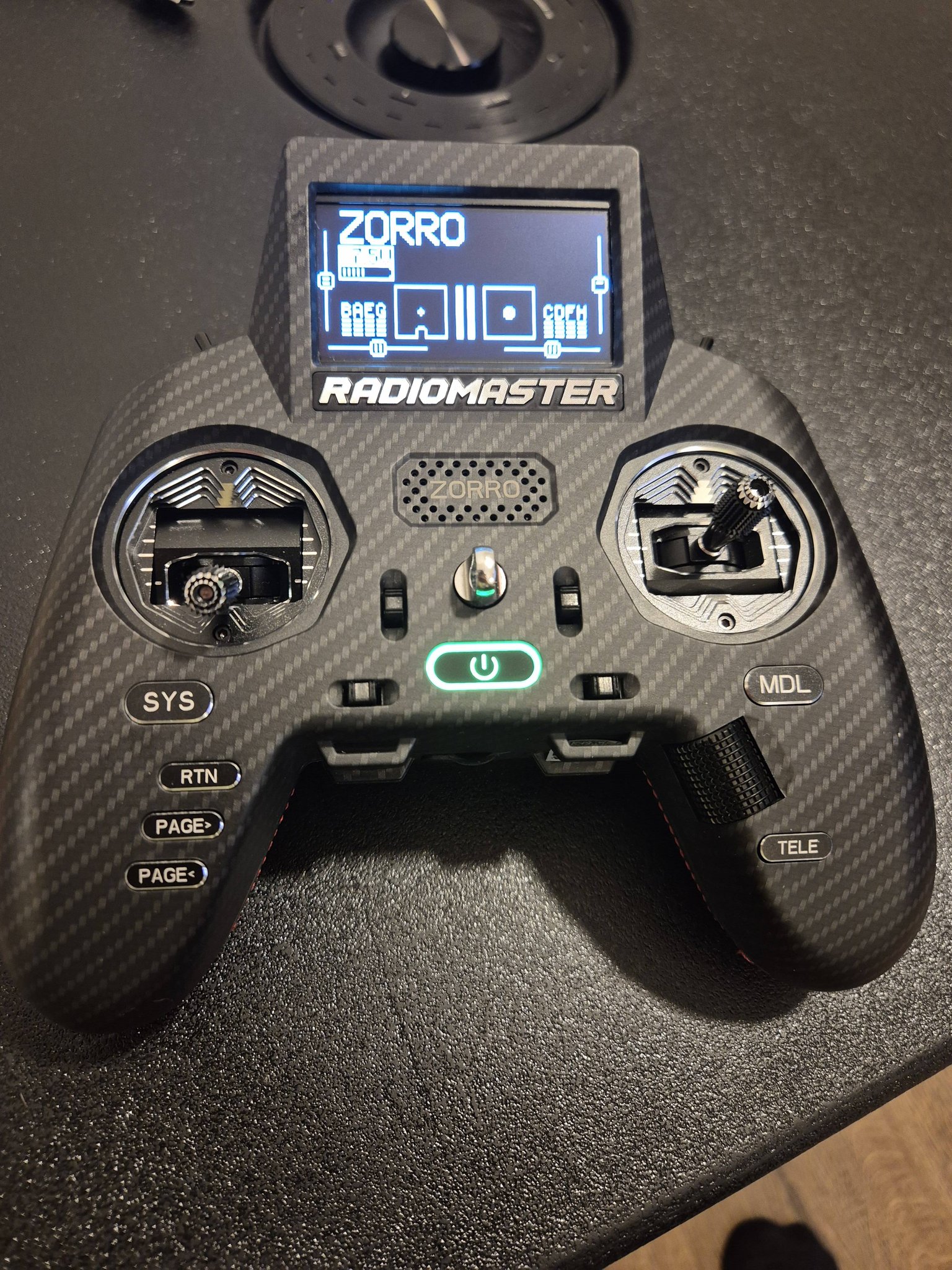 I've just finished upgrading the display of my Radiomaster Zorro