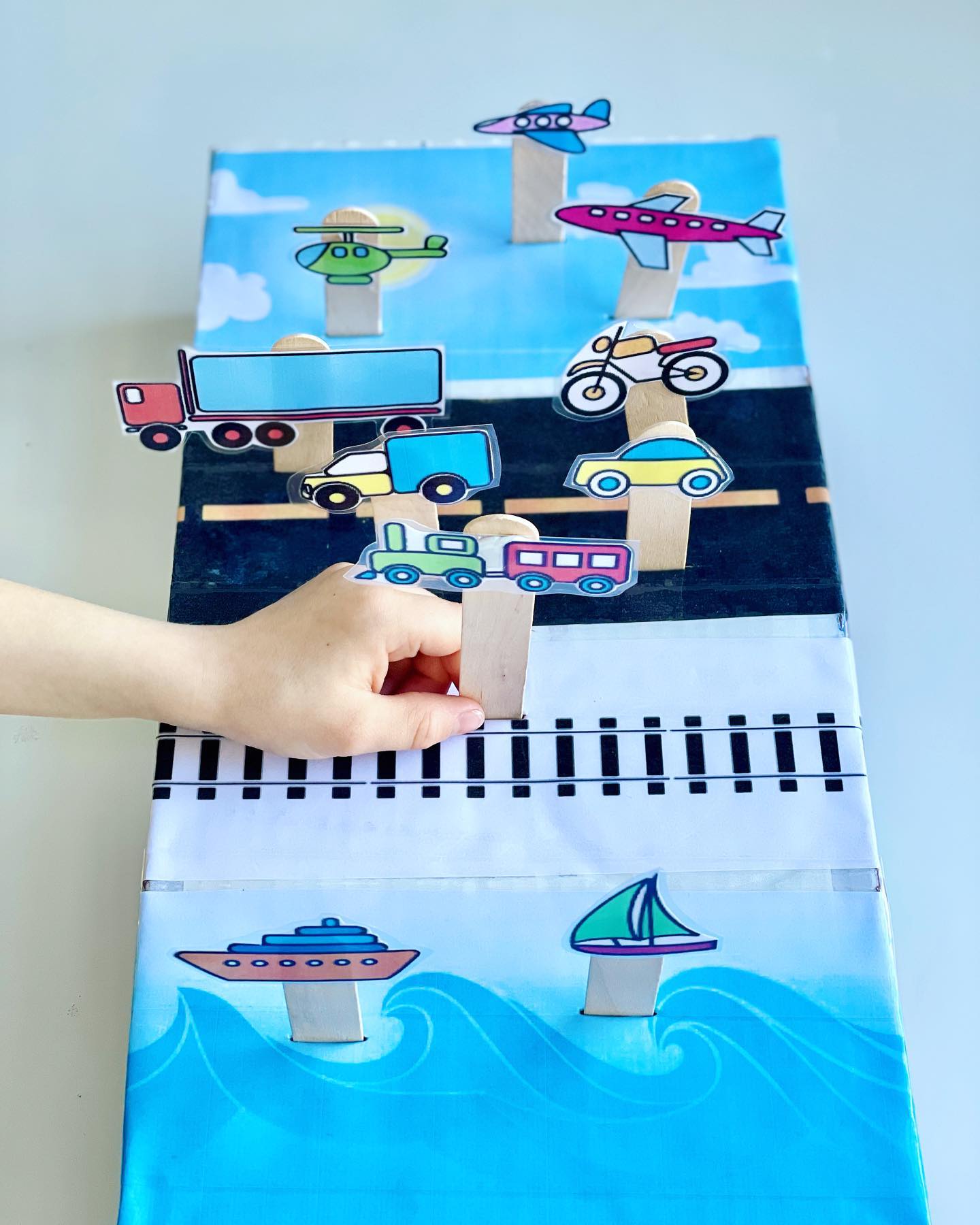 🚗🚉 ️TRANSPORT SORTING STICKS ️🚉🚗... - Bright Little Brains | Facebook