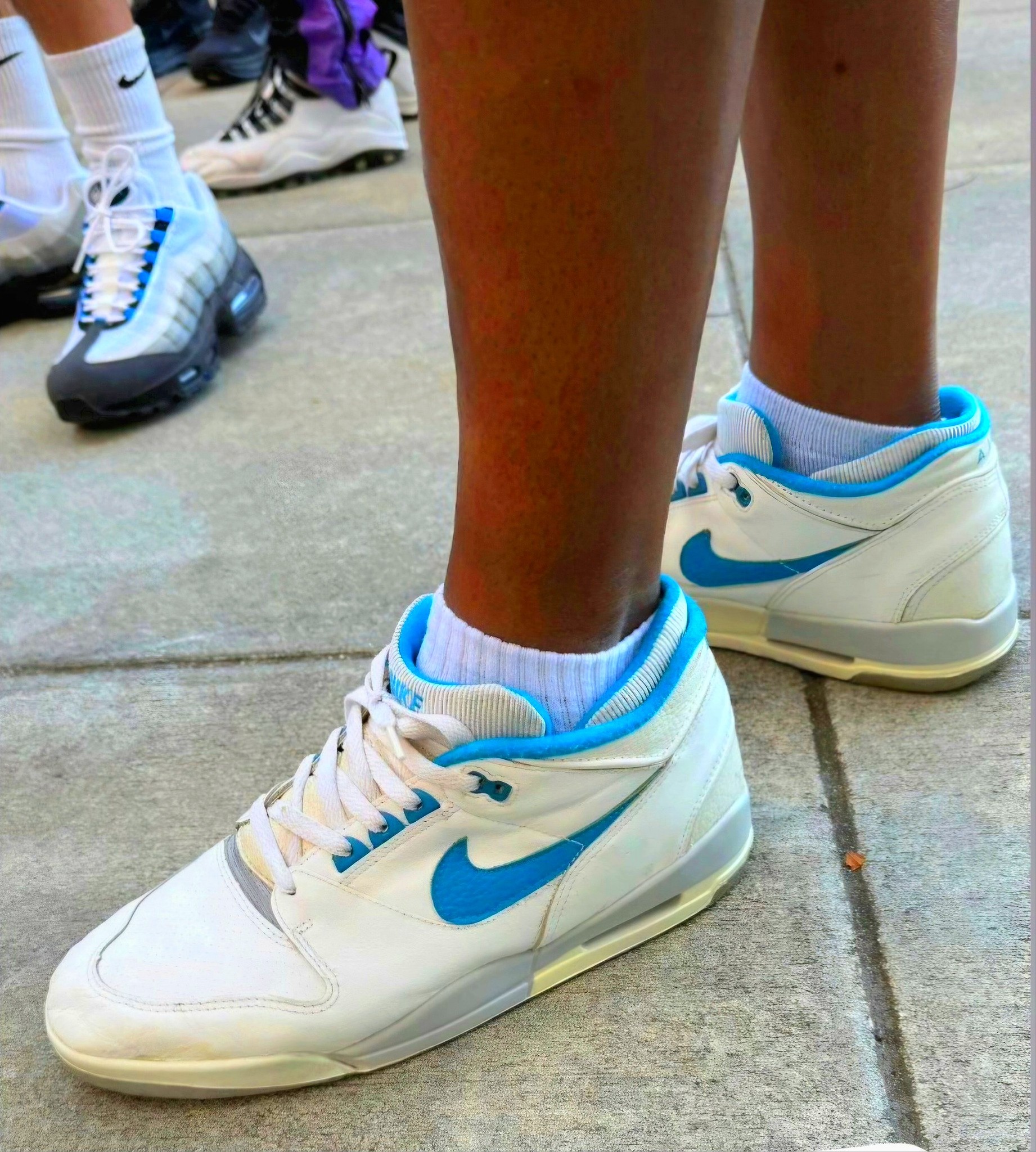 Tenis AF1 #26 NEGROS #24.5 New Balance #23.5 Puma FENTY Rihanna #25.5