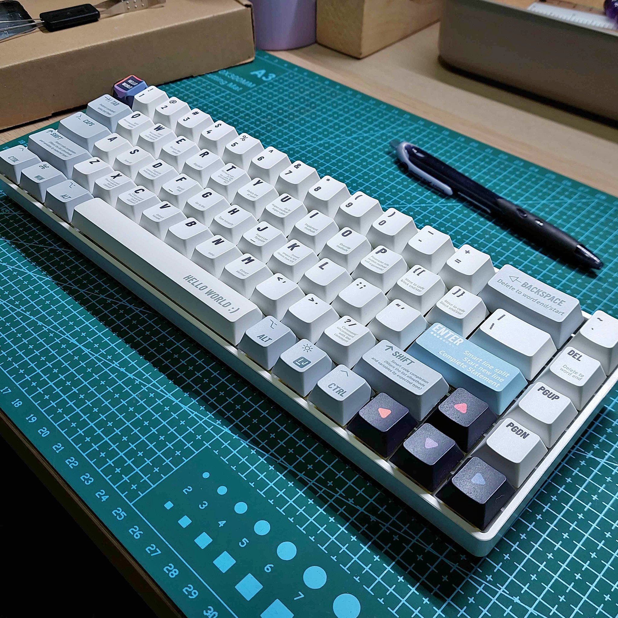 CIY Tester 68 Bluetooth Mechanical Keyboard 65% + Hello World Keycaps ...