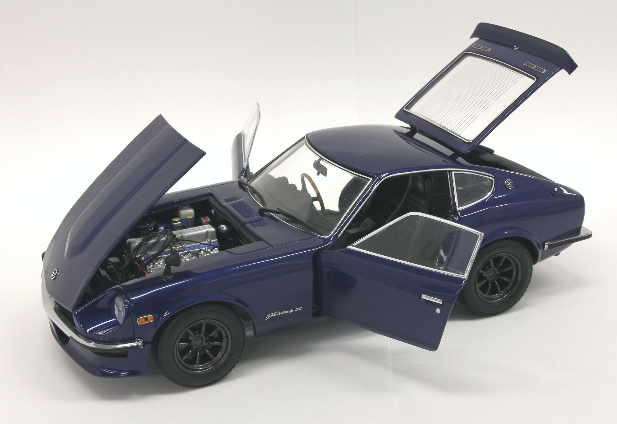1/18 Scale Diecast Collection Nissan Fairlady Z (S30) Blue