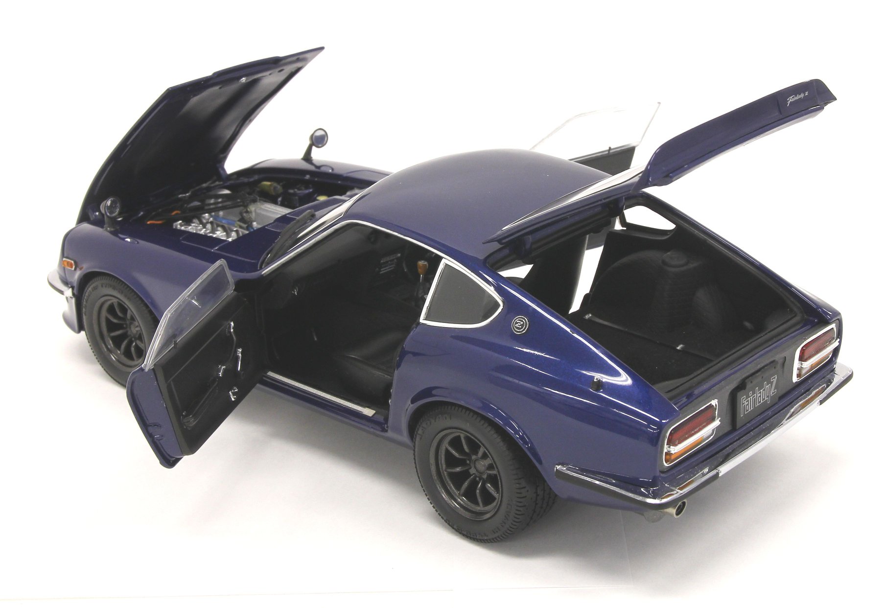 1/18 Scale Diecast Collection Nissan Fairlady Z (S30) Blue