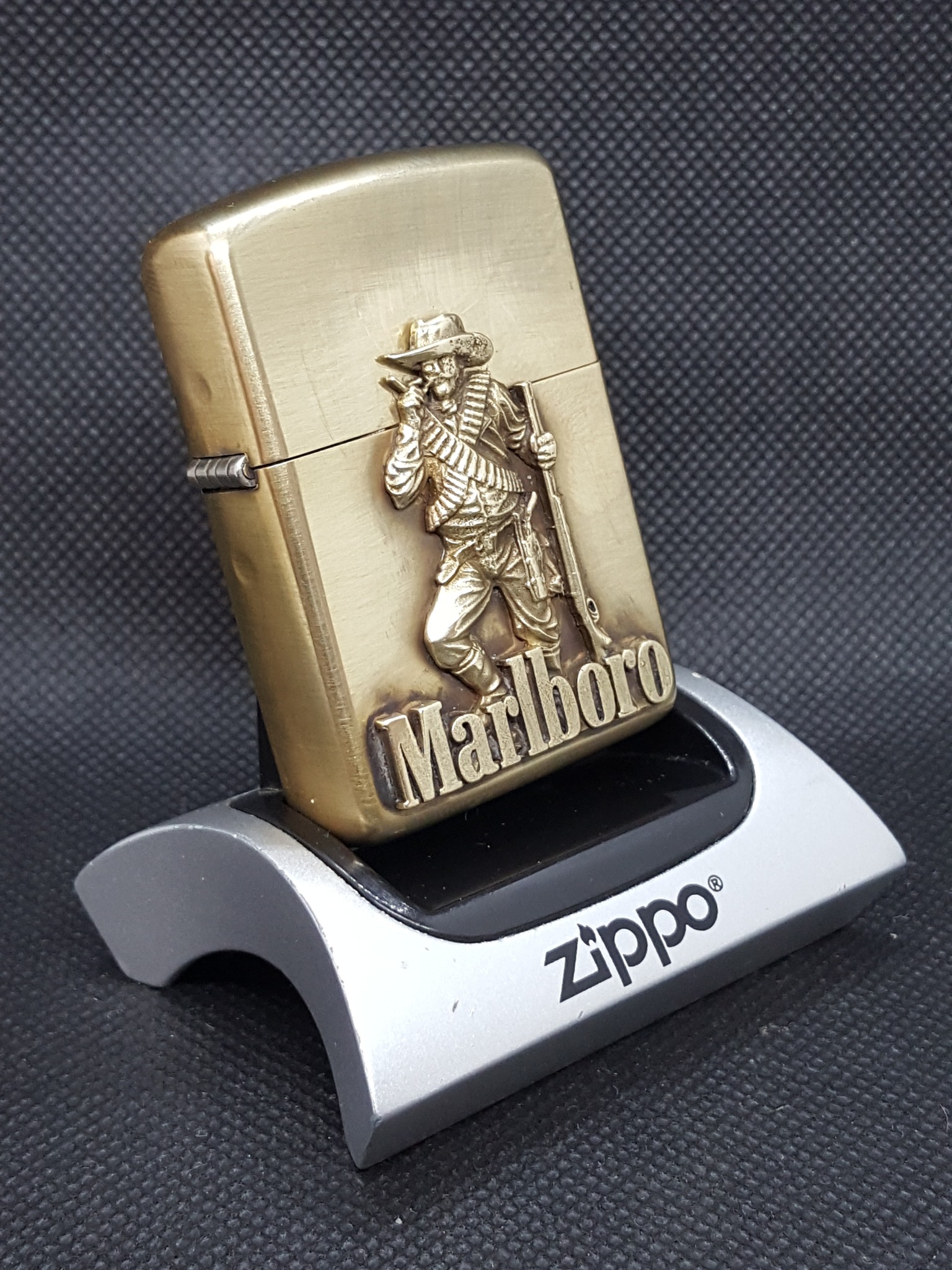 Silver Marlboro Zippo with C. M. Russell
