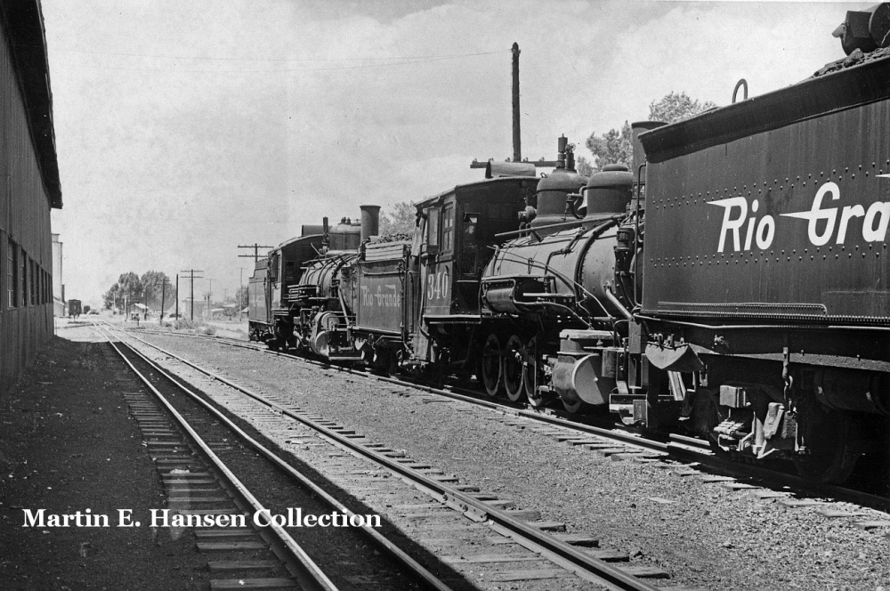 Martin - Yes, these 3 locomotives are in fact all coupled together. The ...