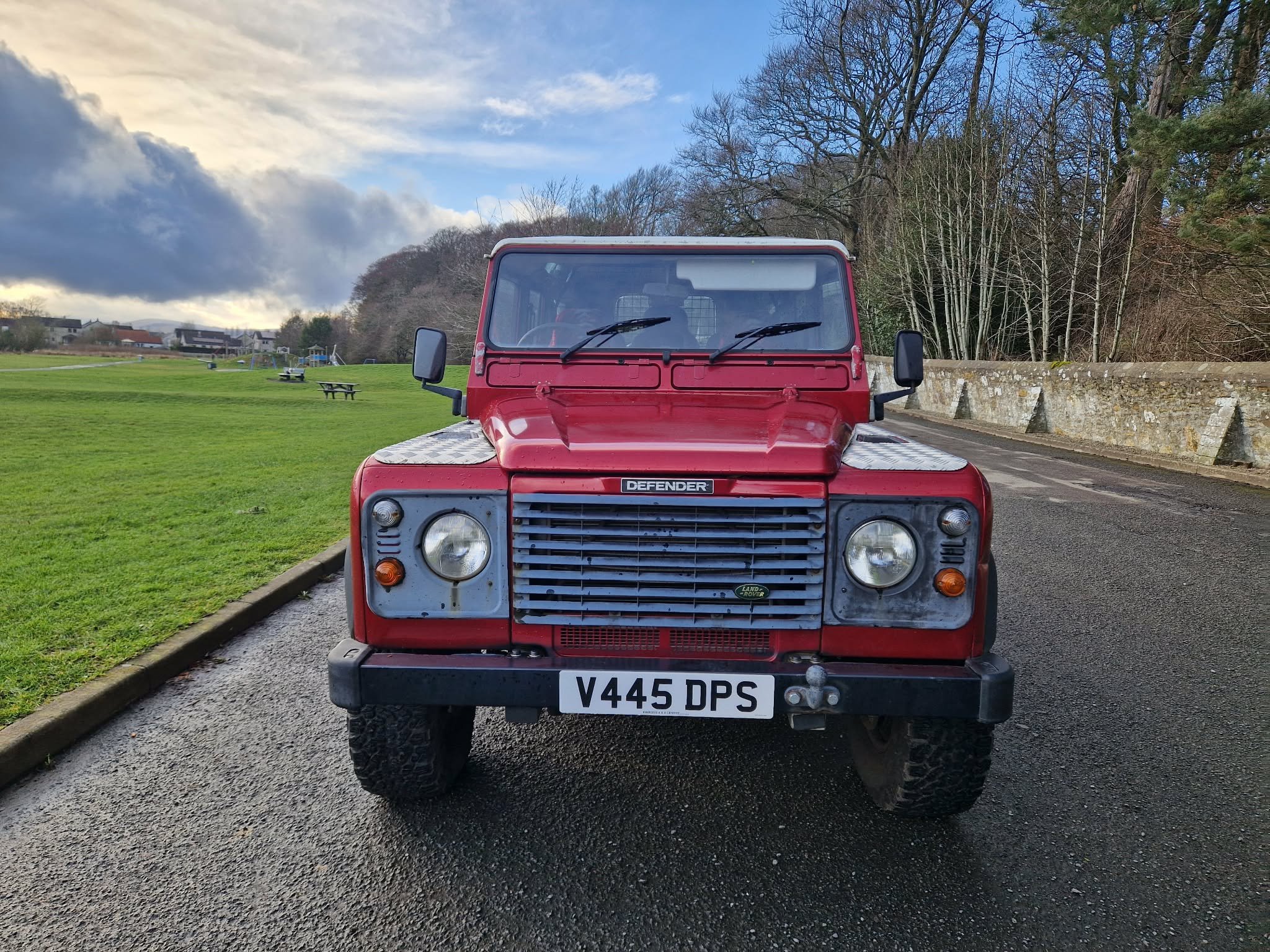 2000 Land Rover Defender 110 SW TD5 - Cars & Trucks - Kinross ...