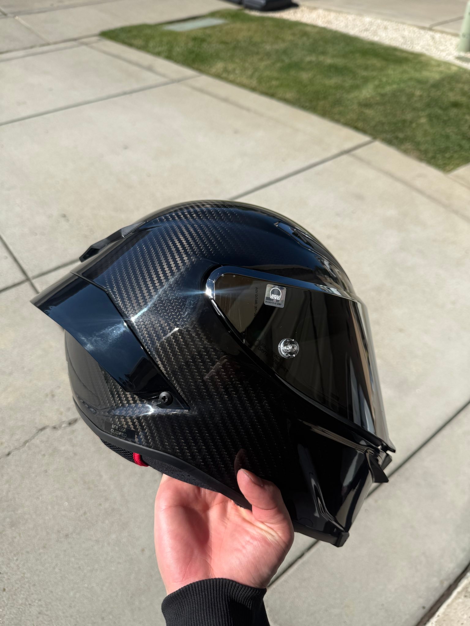 agv helmet trade in Streetmodular - Matte White maximizes performance and ensures stability even at high speeds during sporty use Trade medium AGV Pista helmet
