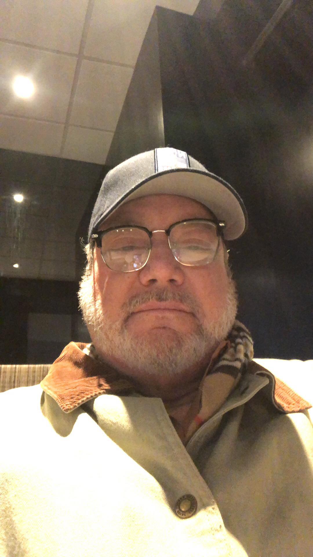 Eric R Rosenbaum
