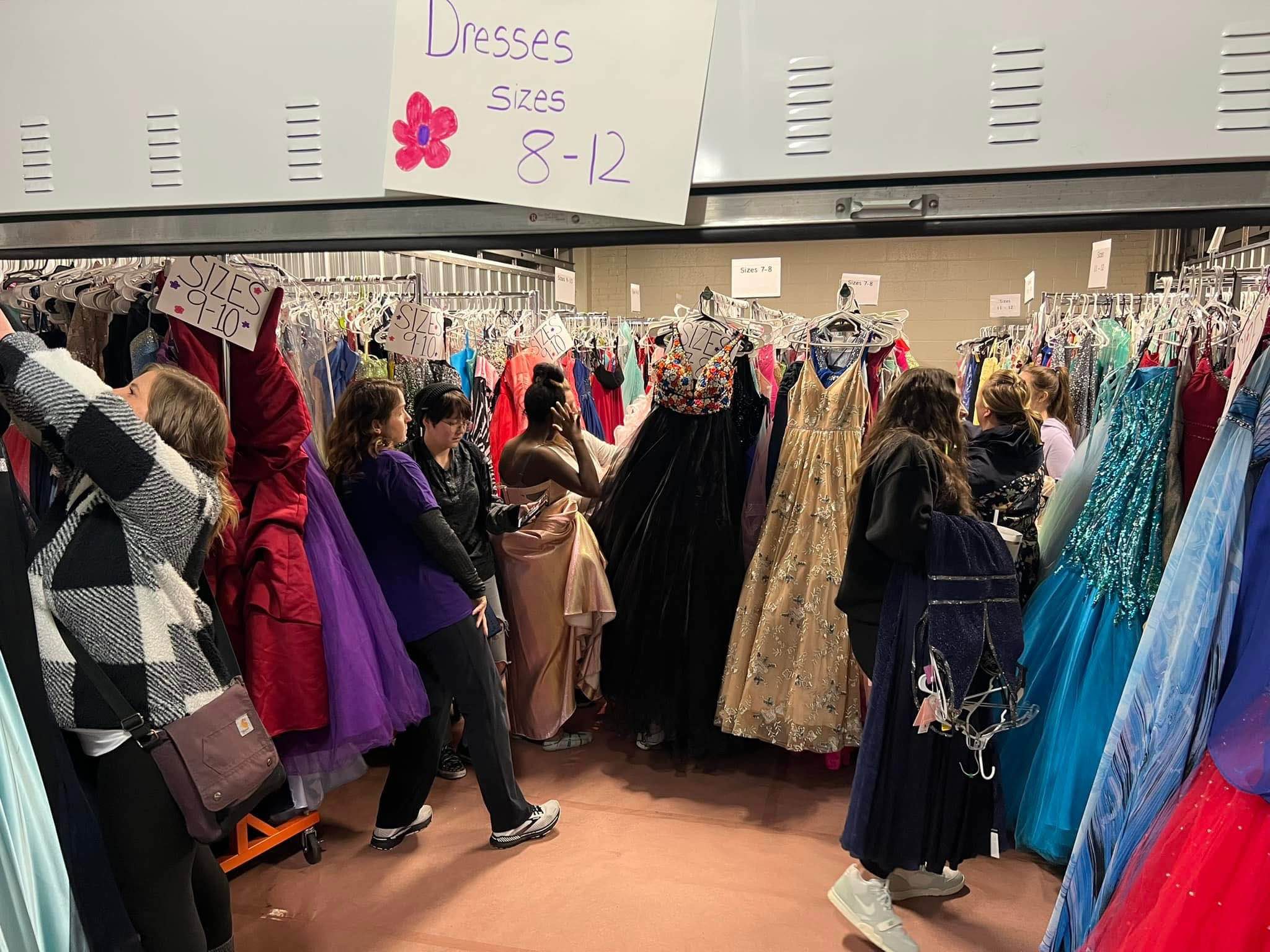 homecoming dresses in eau claire wi 16th Annual Once Upon A Prom is March 18-22 Claire, WI! We have over 700 FREE new and like-new prom in all sizes (0-32), colors and styles, shoes, jewelry vibrant
