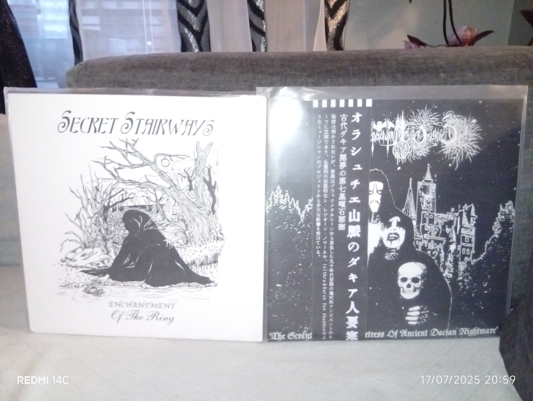 Vinyl from €20 Cd
