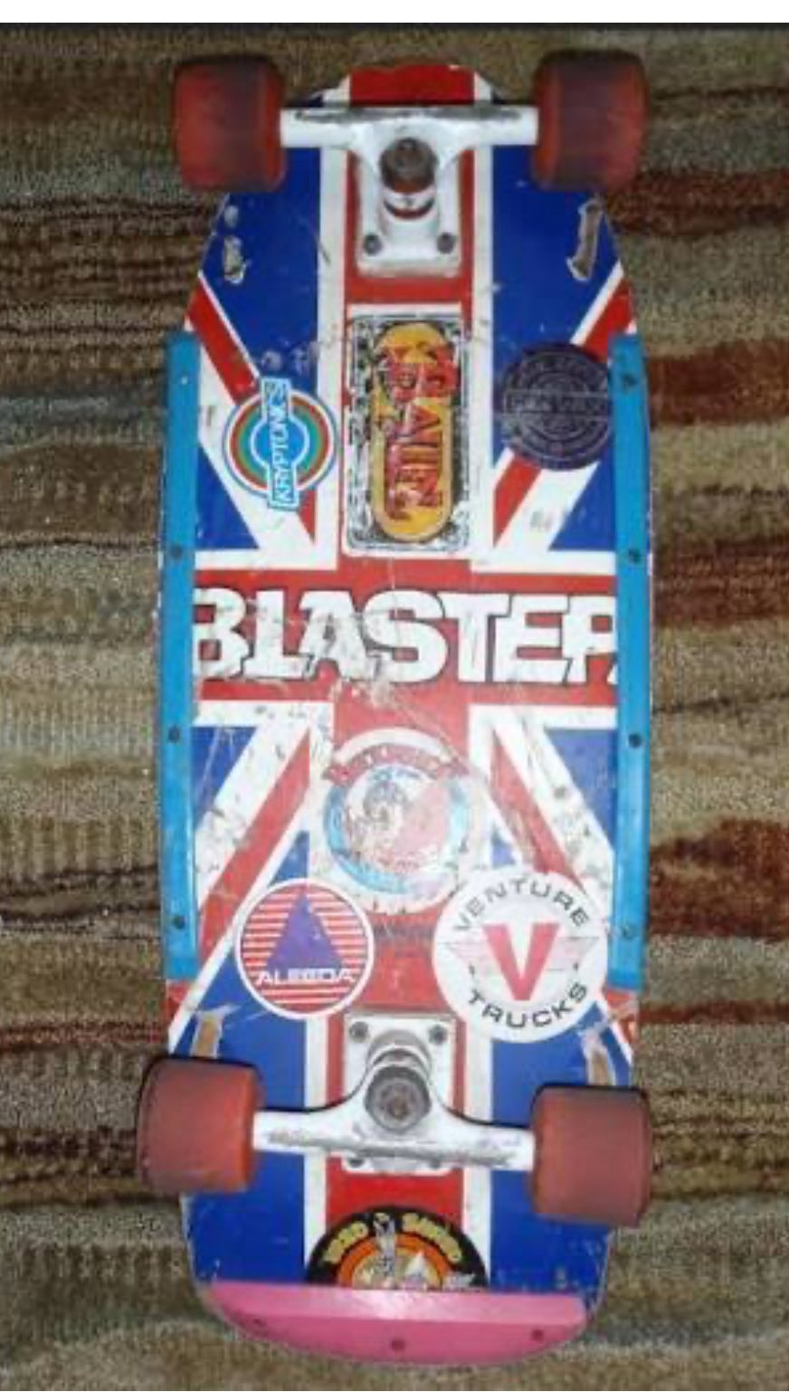 Made by Sure Grip. My first wide board in the 80's. Complete with