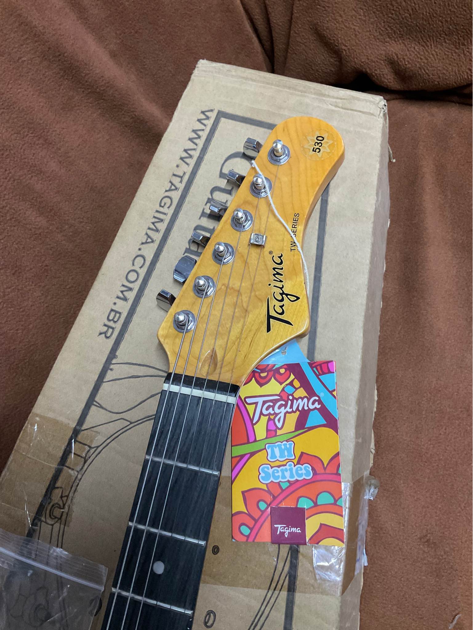 GUITARRA TAGIMA TW 530 - Electric Guitars - La Paz, Bolivia | Facebook ...