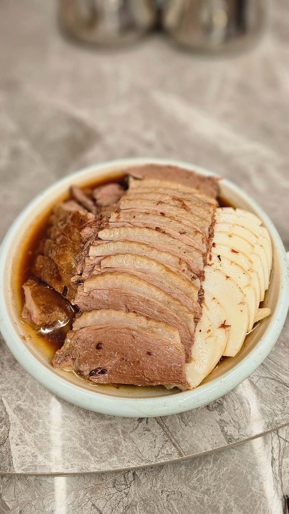 在九龍灣潮順館，品嚐仙鶴神針，酒醉鵝肝😋