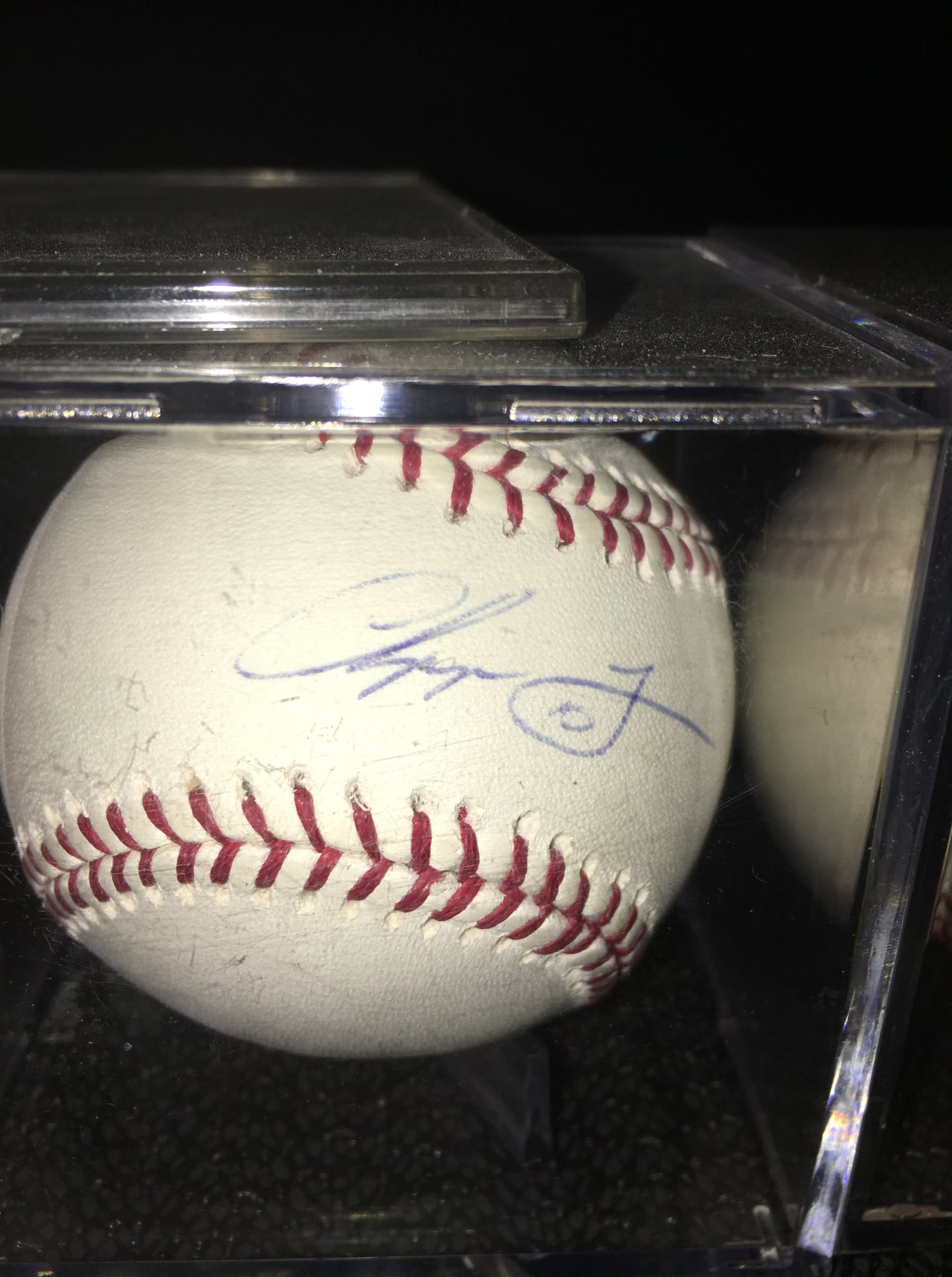 Armed with Sharpie - An autograph Show