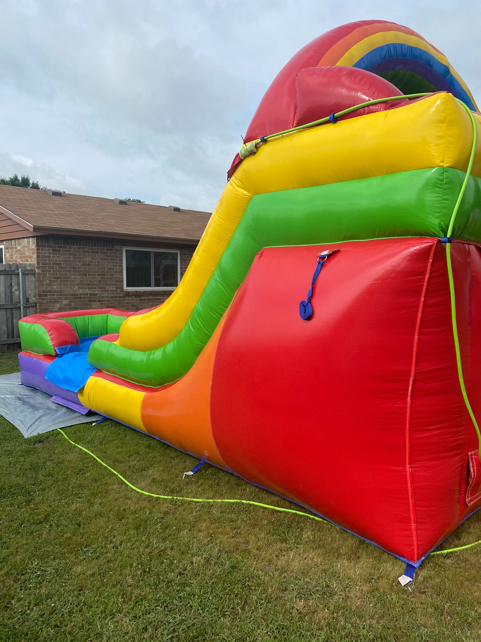 ☀️ + ☀️ = “FUN!” - Off the Wall Bounce House