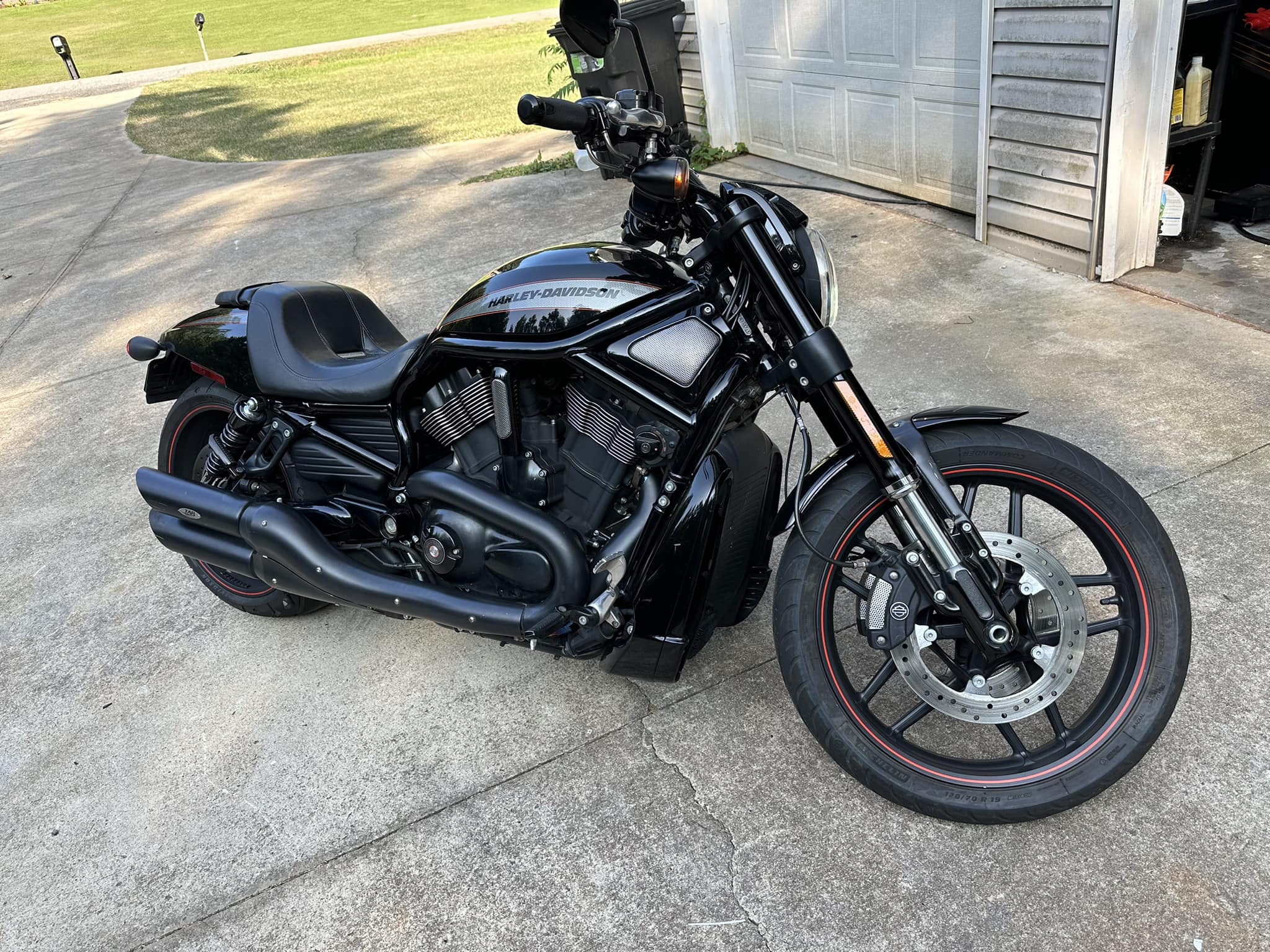 Vance&Hines 2-1 Harley-Davidson V ROD