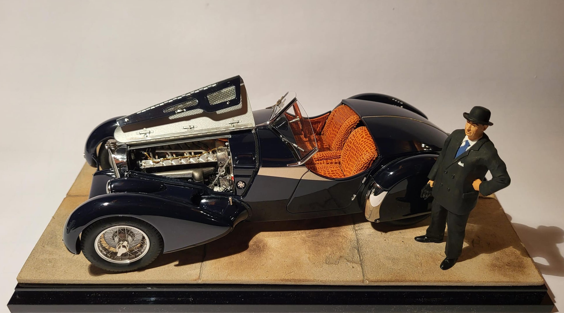Bugatti 57SC and Mercedes-Benz W30 model car collection