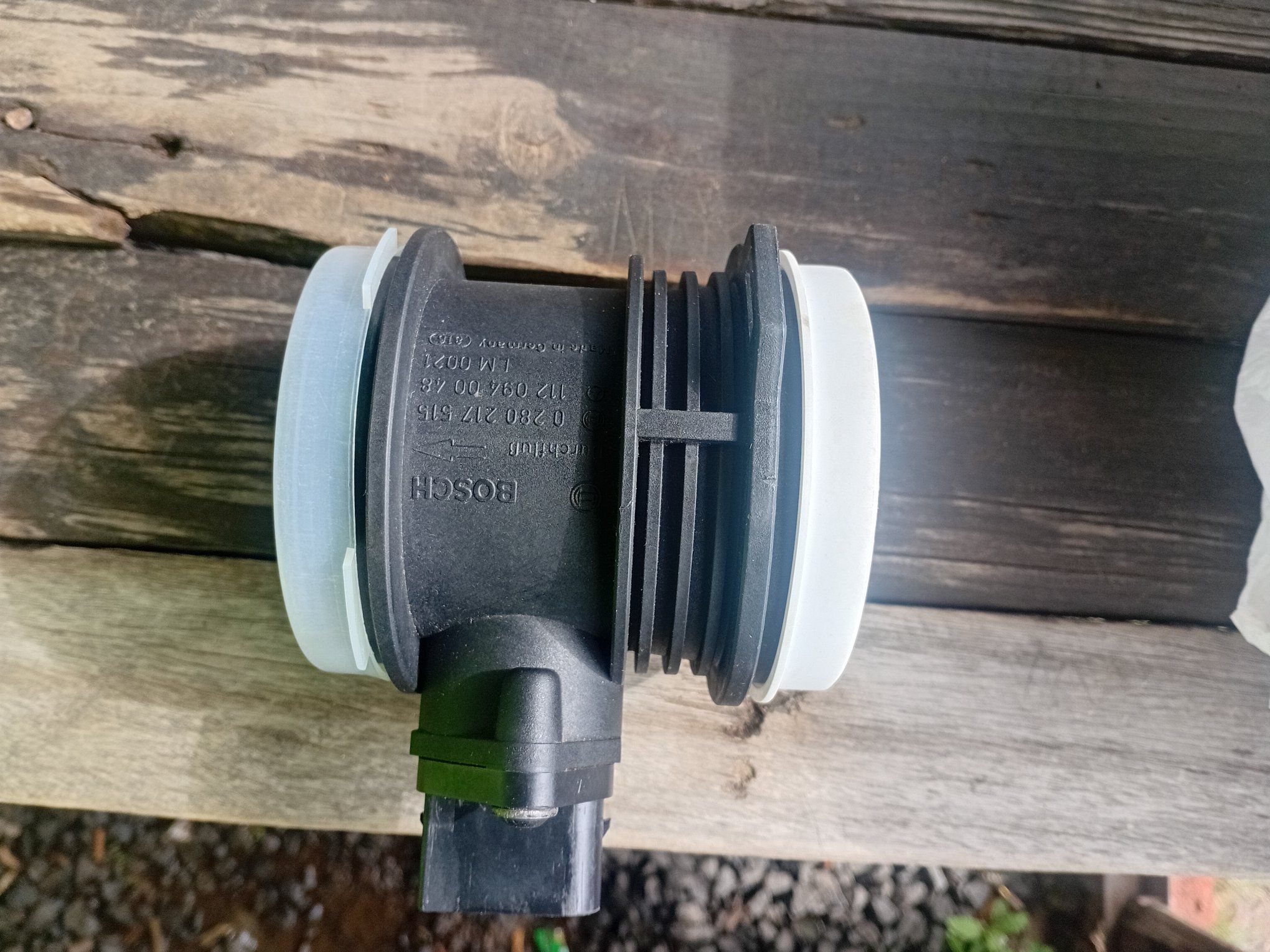 Genuine MERCEDES 1120940048 Bosch 0280217515 MAF Mass Airflow Sensor