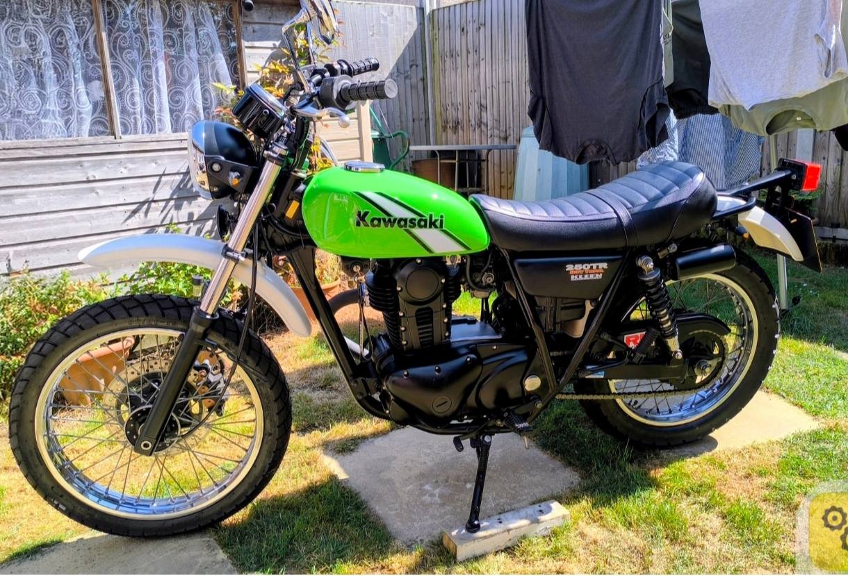 Kawasaki 250TR-BJ250 Classic/Retro bike. For Sale..In excellent 