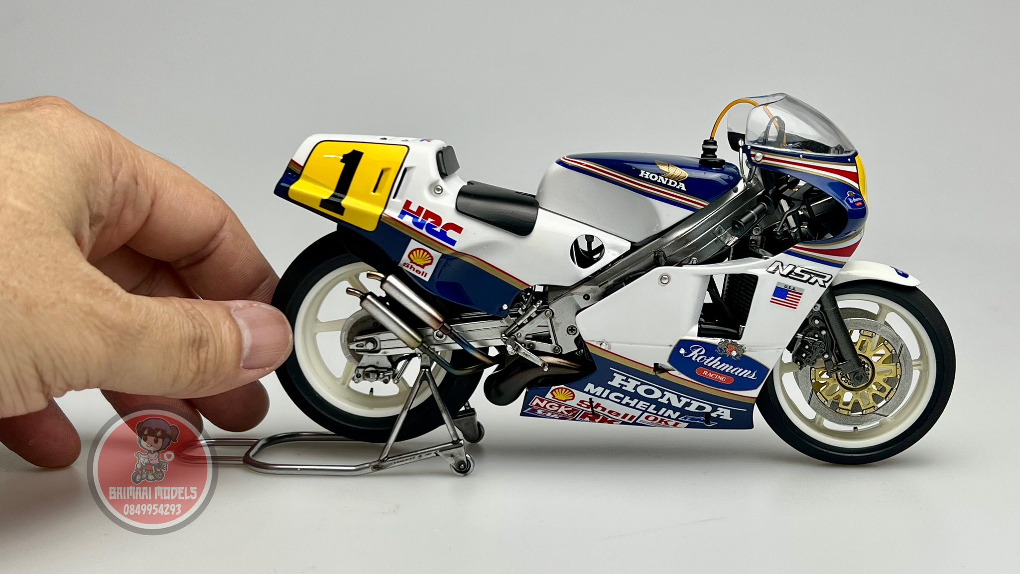 Honda motorcycle models in 1/12 scale
