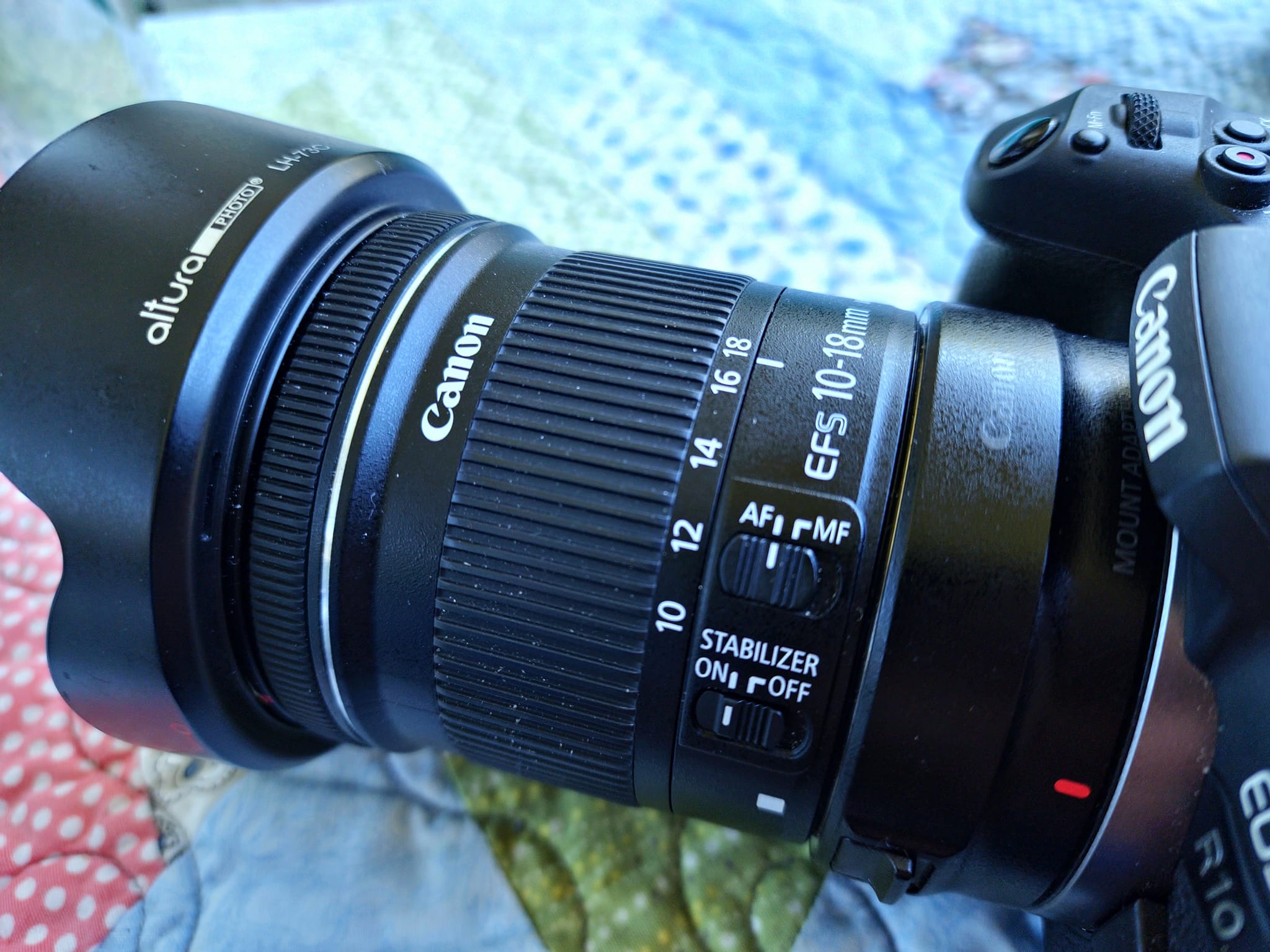 How is this lens? Can I get some sample pictures shot with it?
