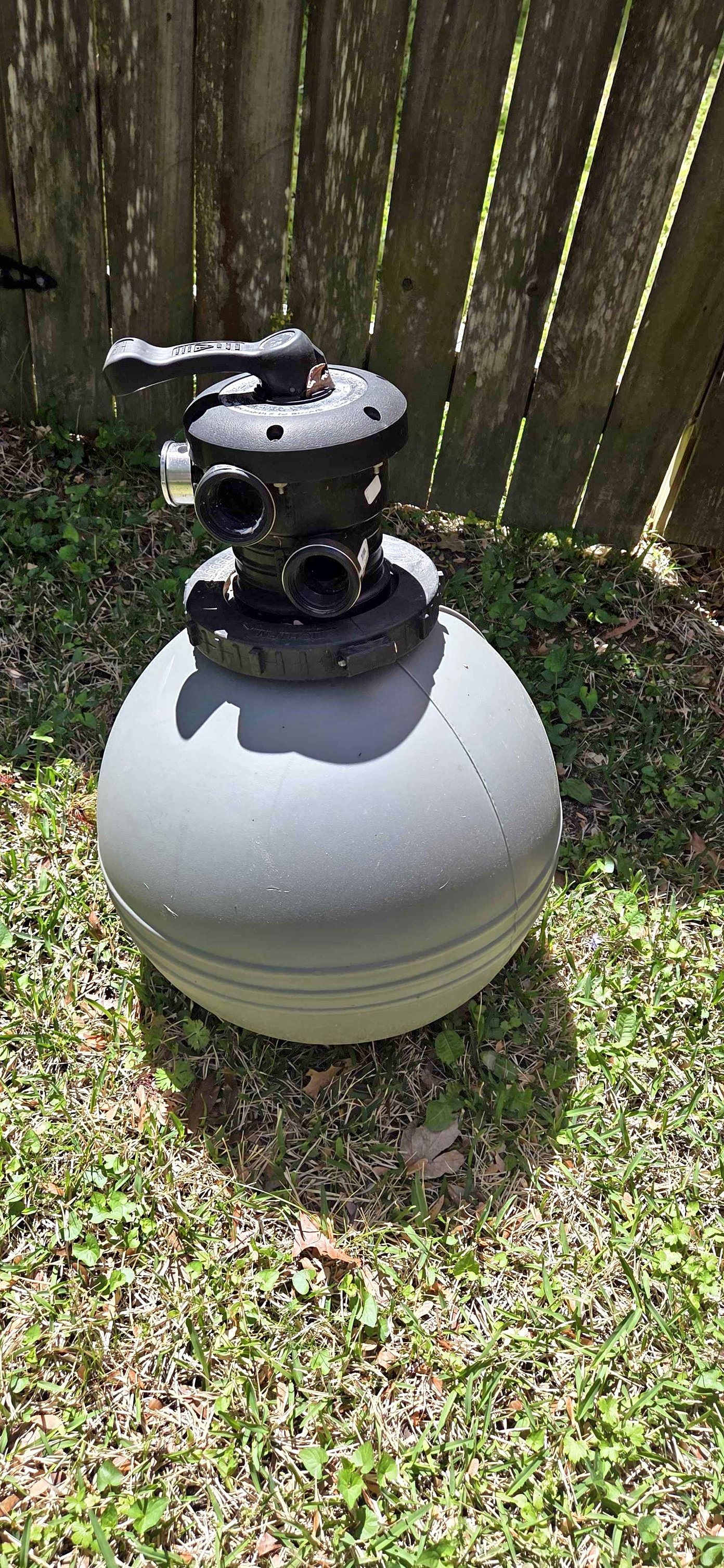 used pool equipment, DE filters, salt cells and systems, Polaris pumps ...