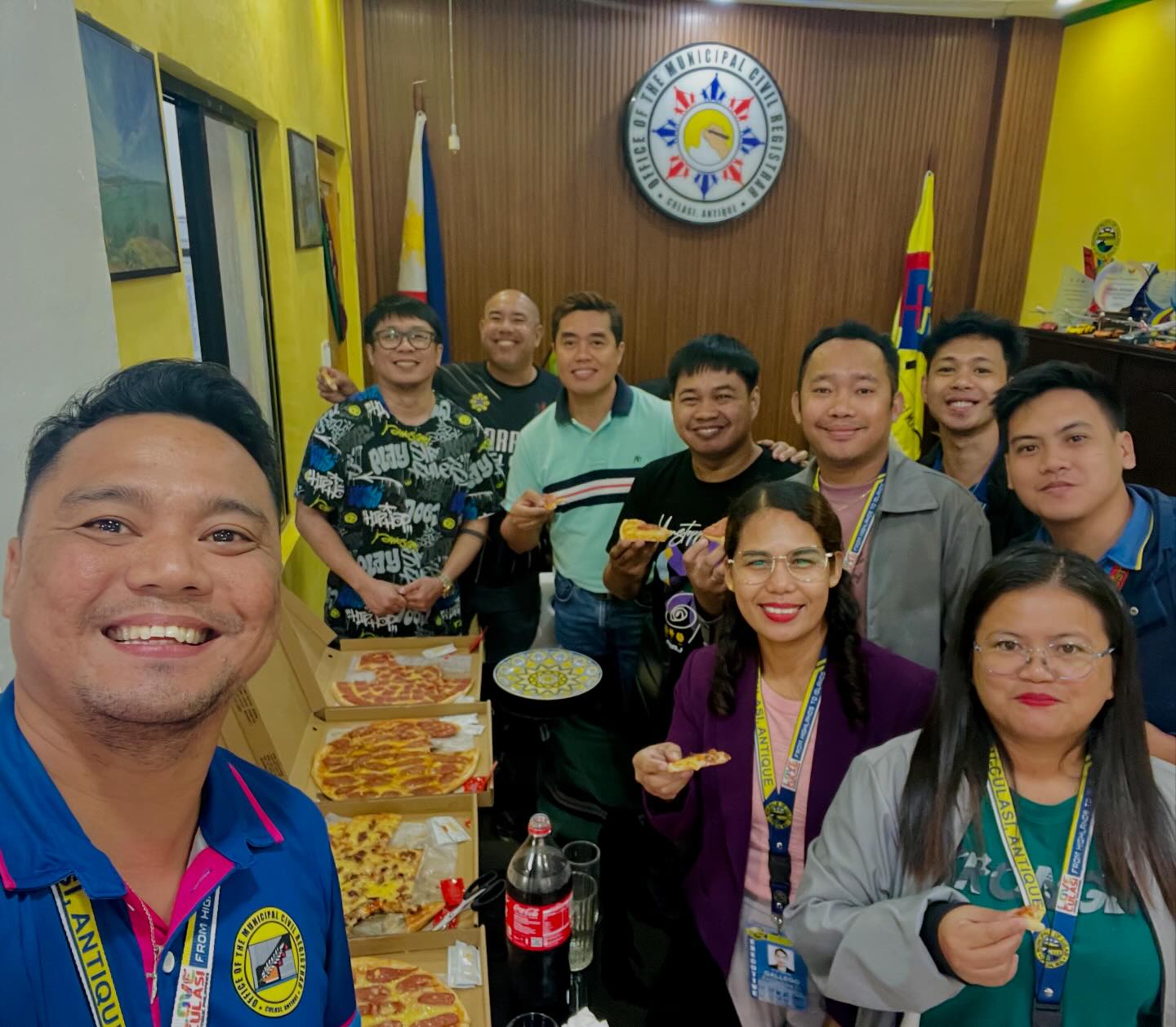 𝒀𝑰𝑭𝑰 𝑵𝑶𝑶𝑵 𝑨𝑻 𝑵𝑮𝑨𝒀𝑶𝑵 🫰🏻💙😇 𝐑𝐞𝐮𝐧𝐢𝐭𝐞𝐝... - Ron Alfred J. Alunan | Facebook