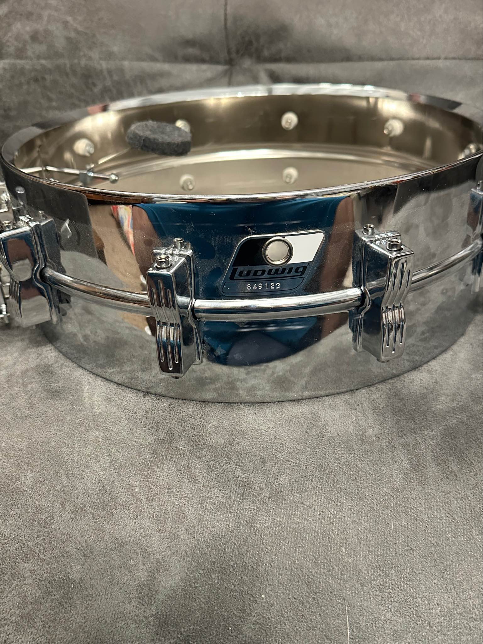 Vintage Ludwig Drums | Clean 5” x 14” Ludwig Rocker snare | Facebook