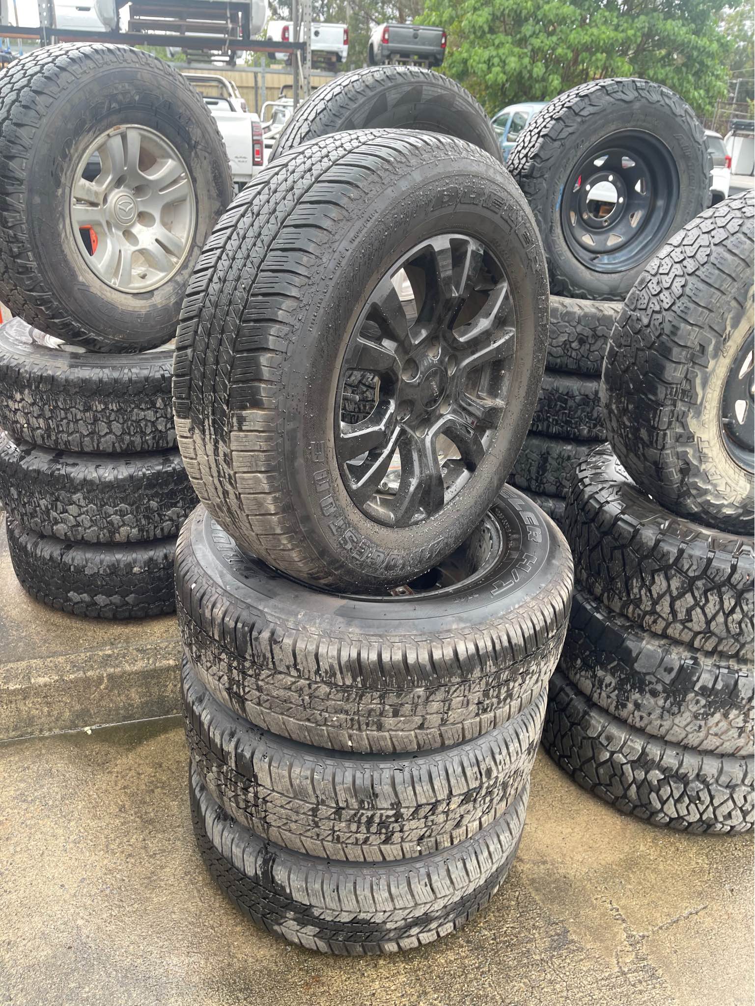 Ford Ranger Px xlt wildtrak black 18 inch rims and tyres - Car Wheels ...