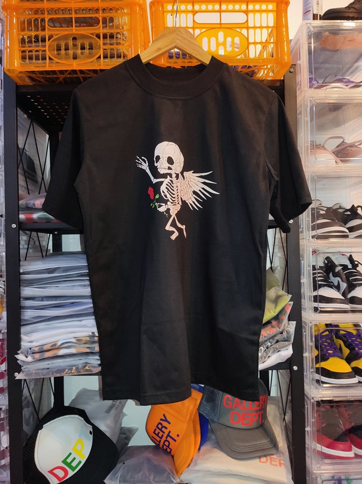 Gallery Department Skeleton Cherub Tee For Sale! Brand New/Cainta 