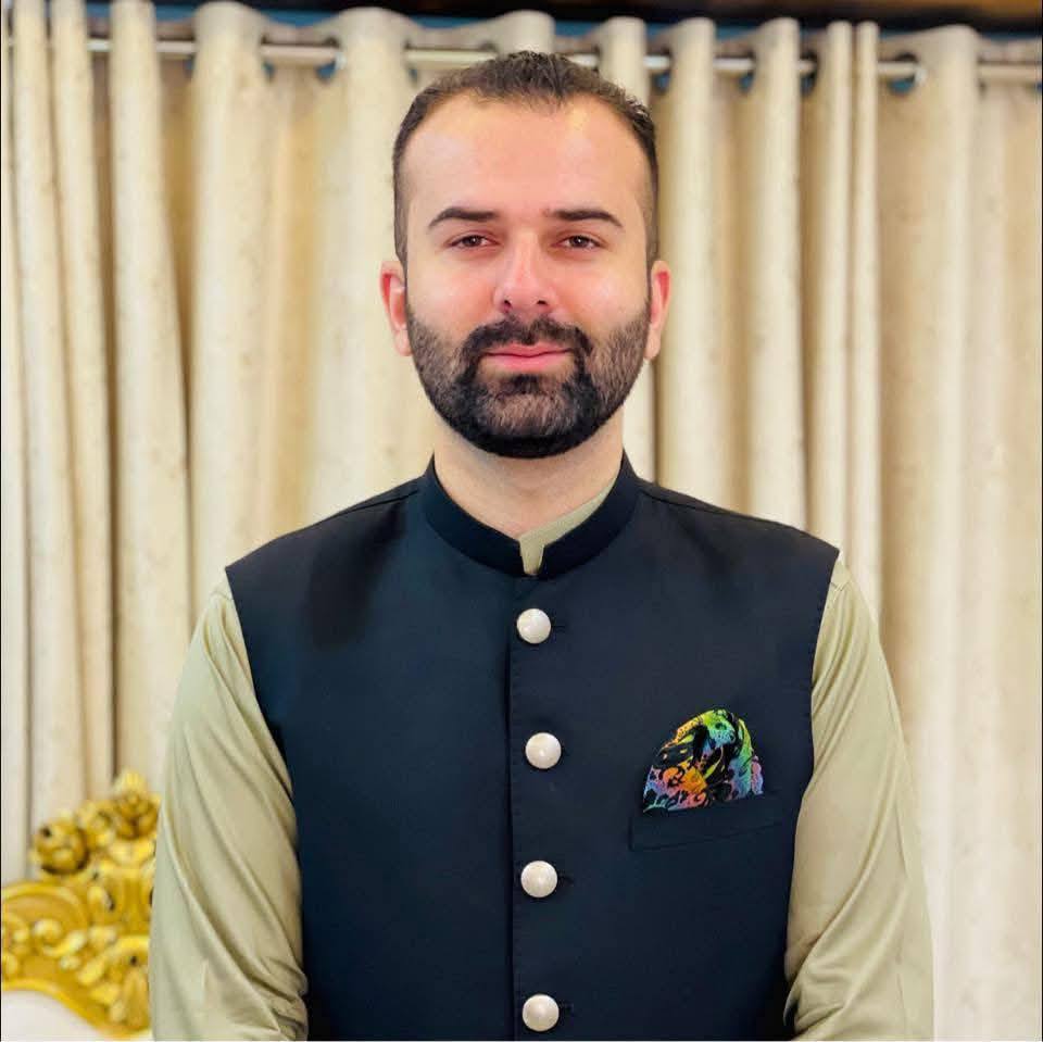Kh Kashif Mir - نوجوان آذان راٹھور کو پریس اینڈ پبلیکیشن... | Facebook