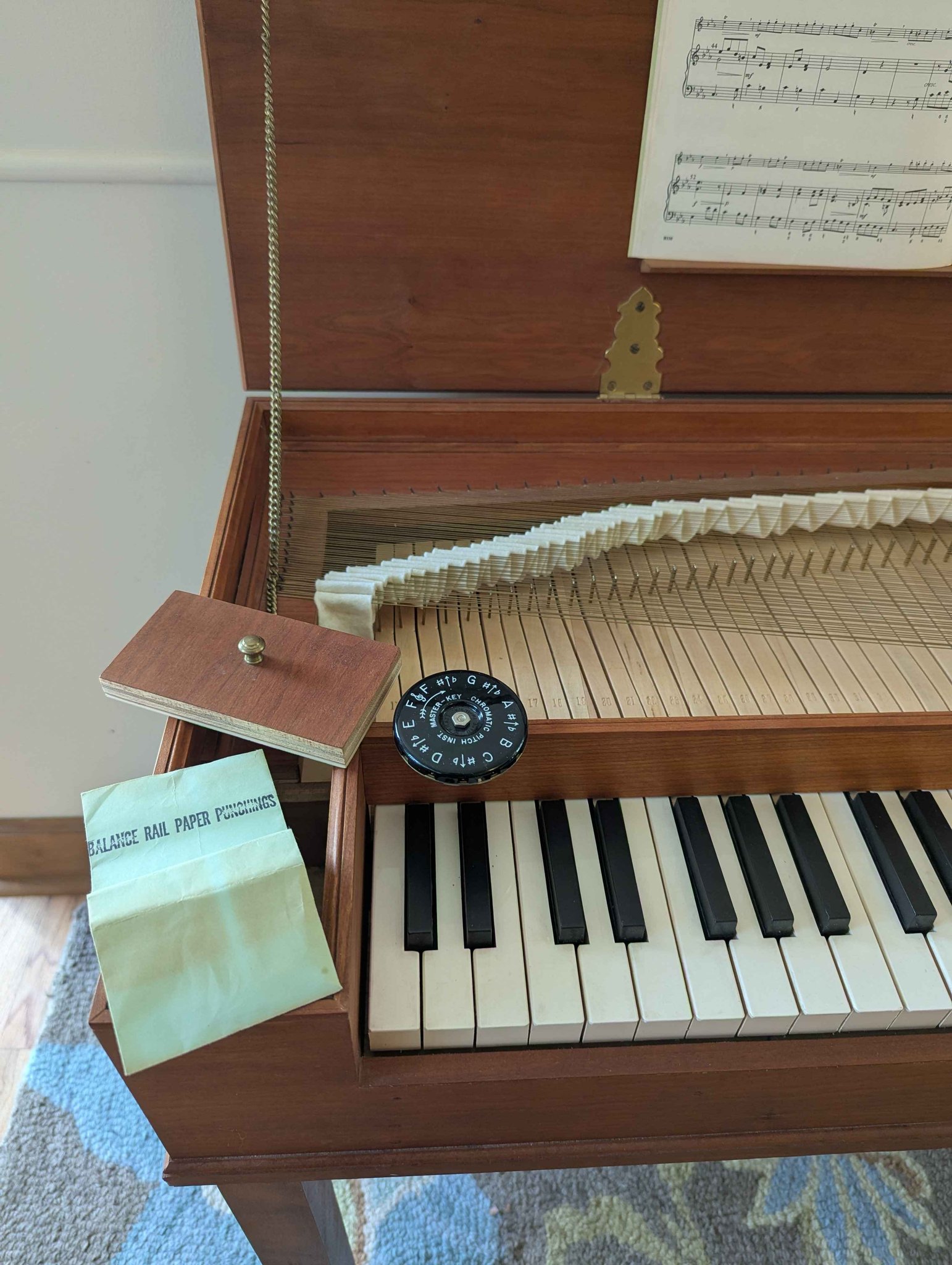 Clavichord Not a piano, keyboard or harpsichord. - Pianos & Keyboard ...
