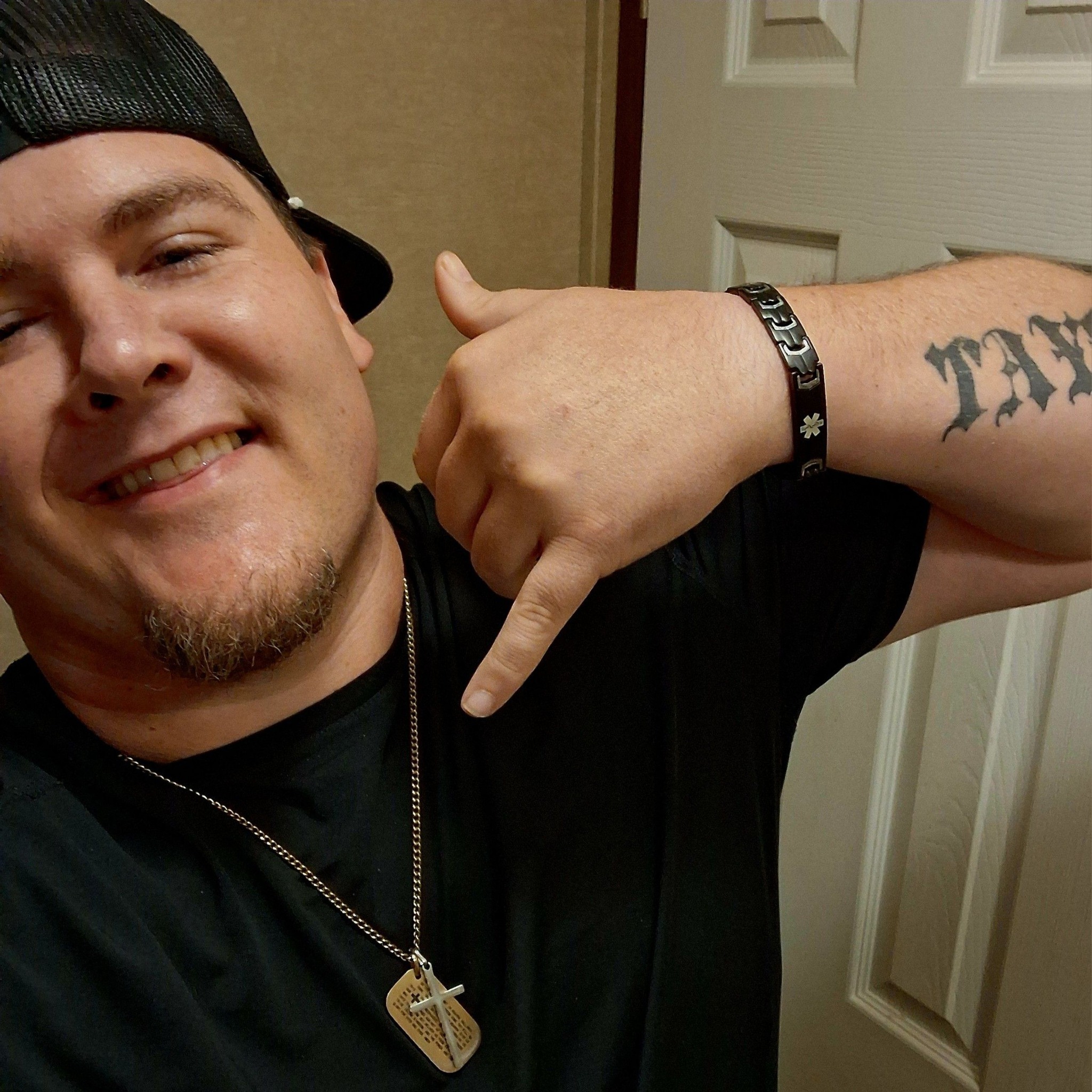 Seth Taylor - 1 years and 2 months of sobriety looks... | Facebook
