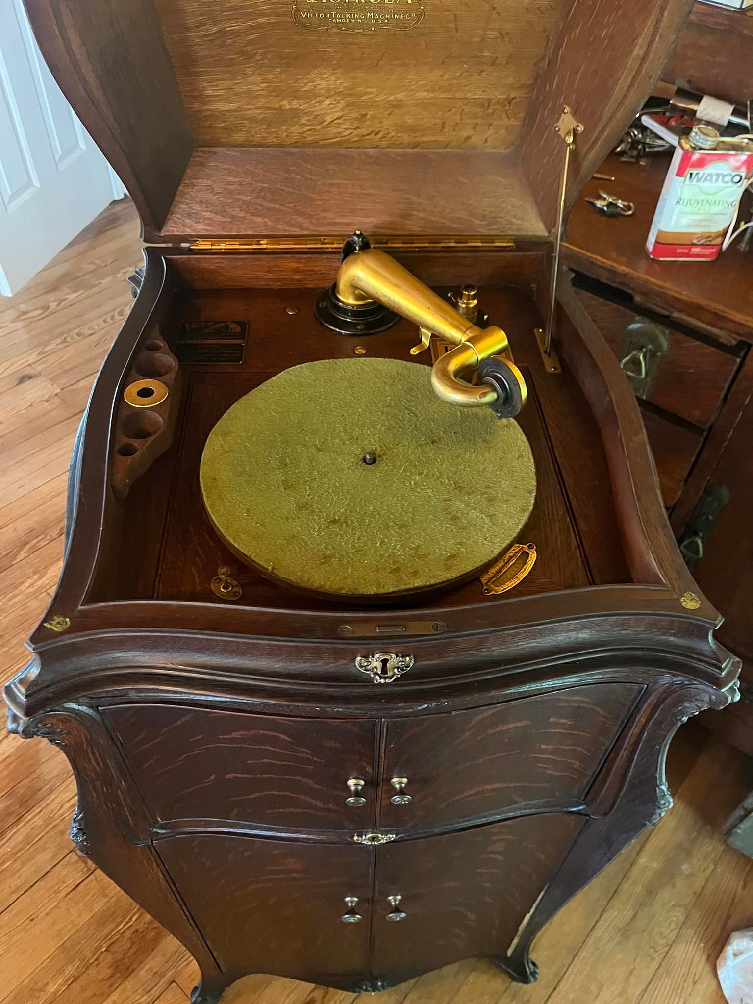 vintagan・an no.27 1917 Victor Electrola XVII phonograph for sale and restoration